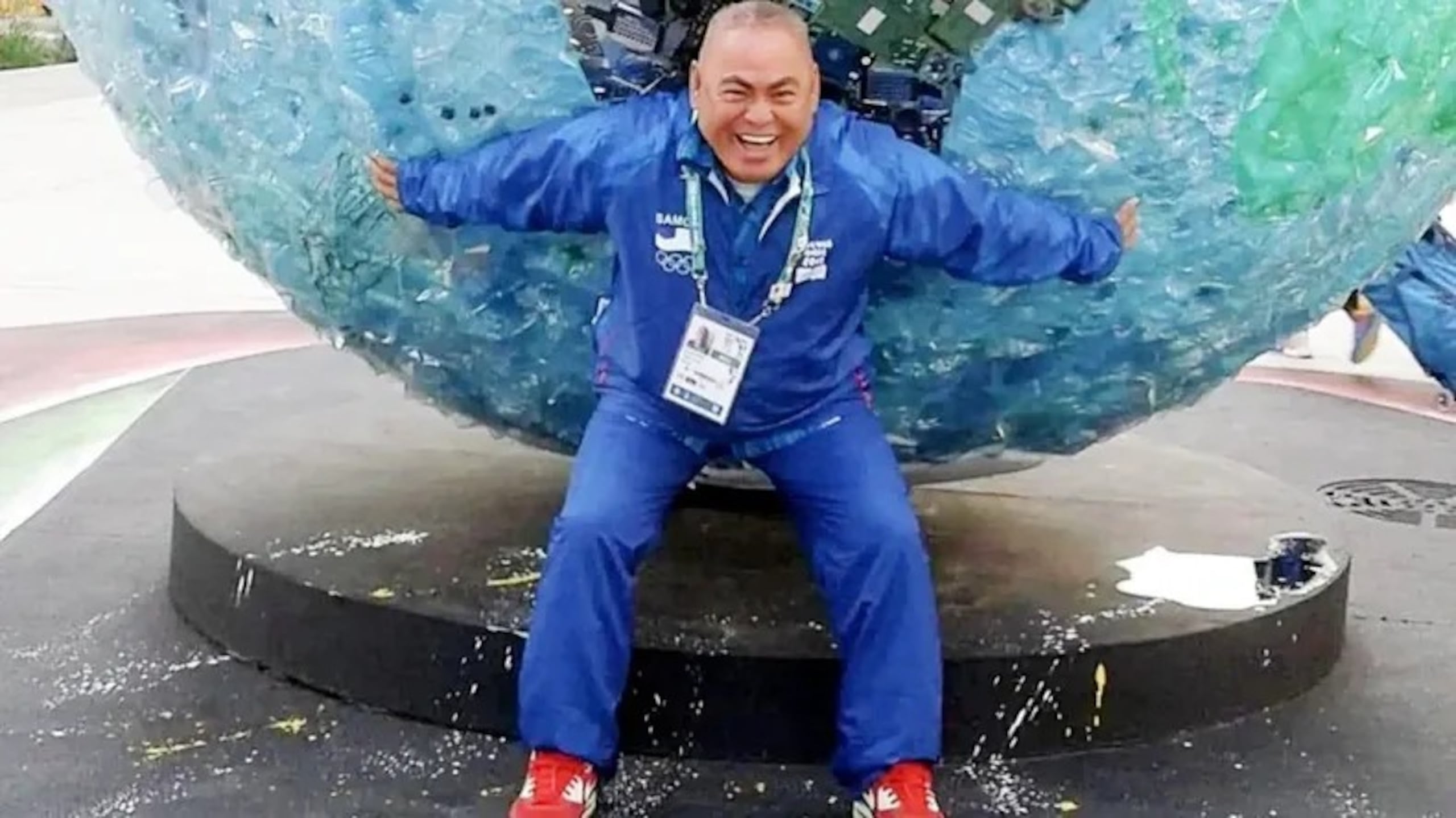 La Federación Internacional de Boxeo compartió un comunicado en el que resaltó la importancia de Lionel Fatupaito en el desarrollo de jóvenes promesas del boxeo. .