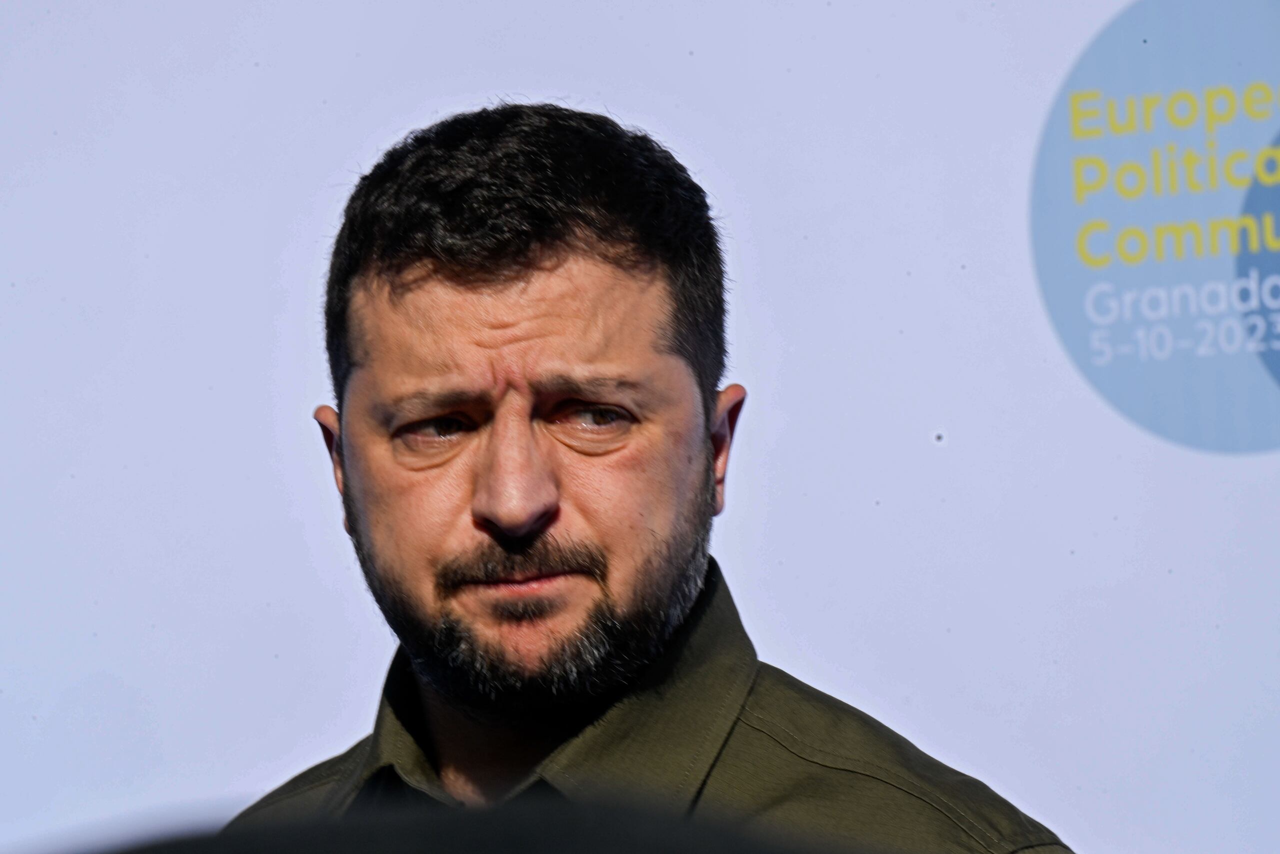 El presidente ucraniano Volodimir Zelenski firmó la medida.