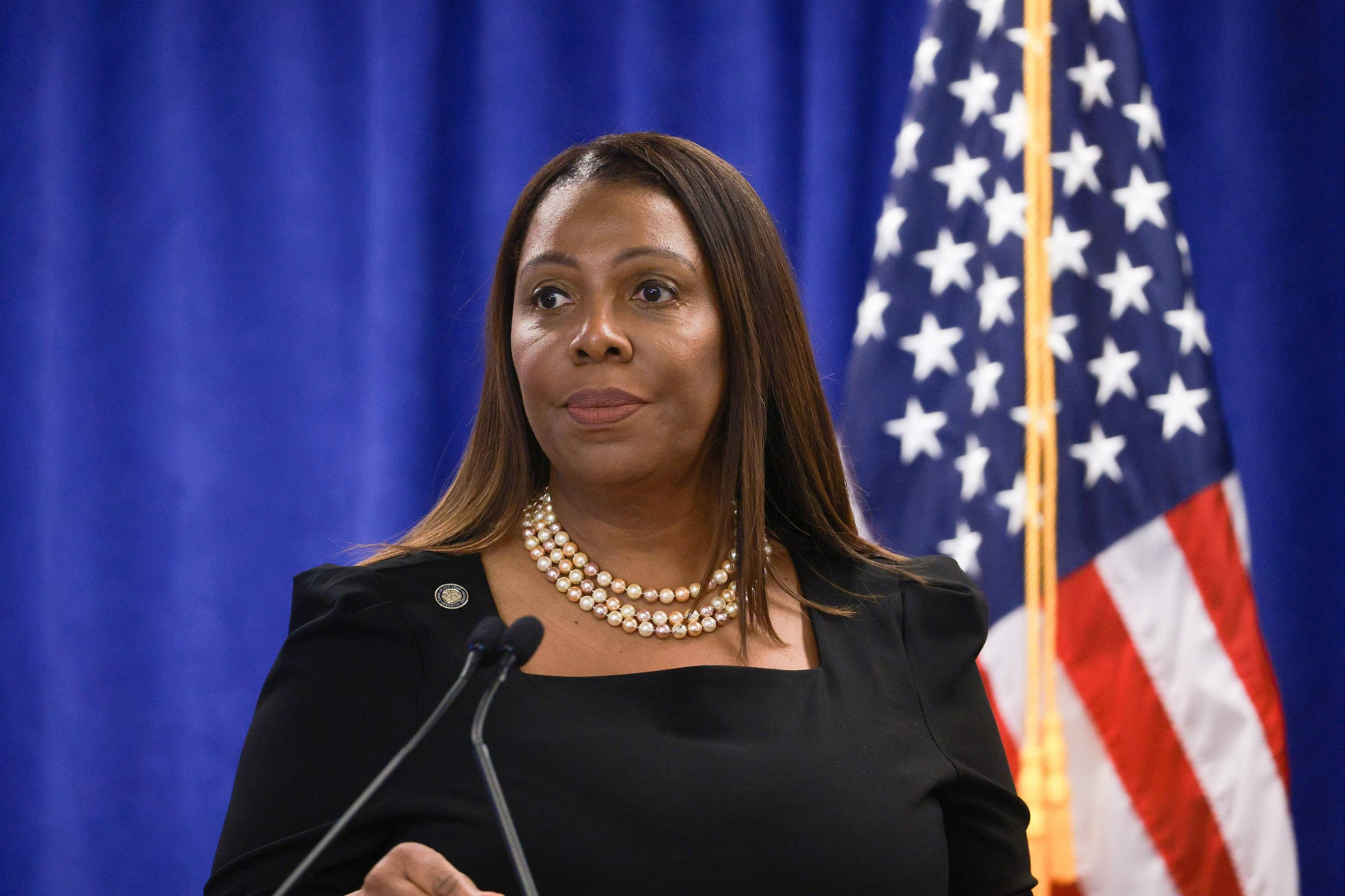 La fiscal, Letitia James.