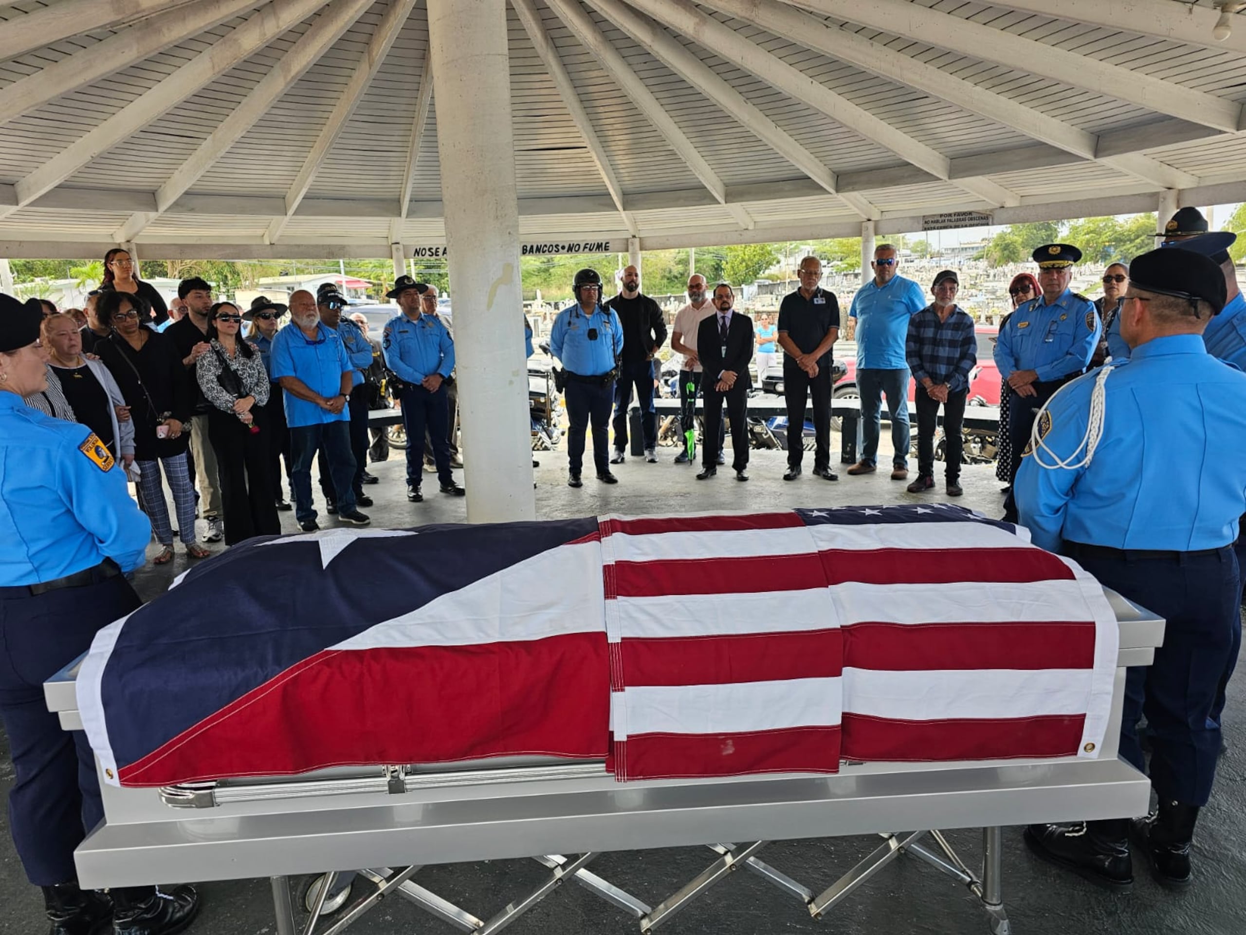 La Policía rindió homenaje póstumo a Carmen L. Ferrer Alma, quien fue la primera mujer en ocupar el cargo de comandante.