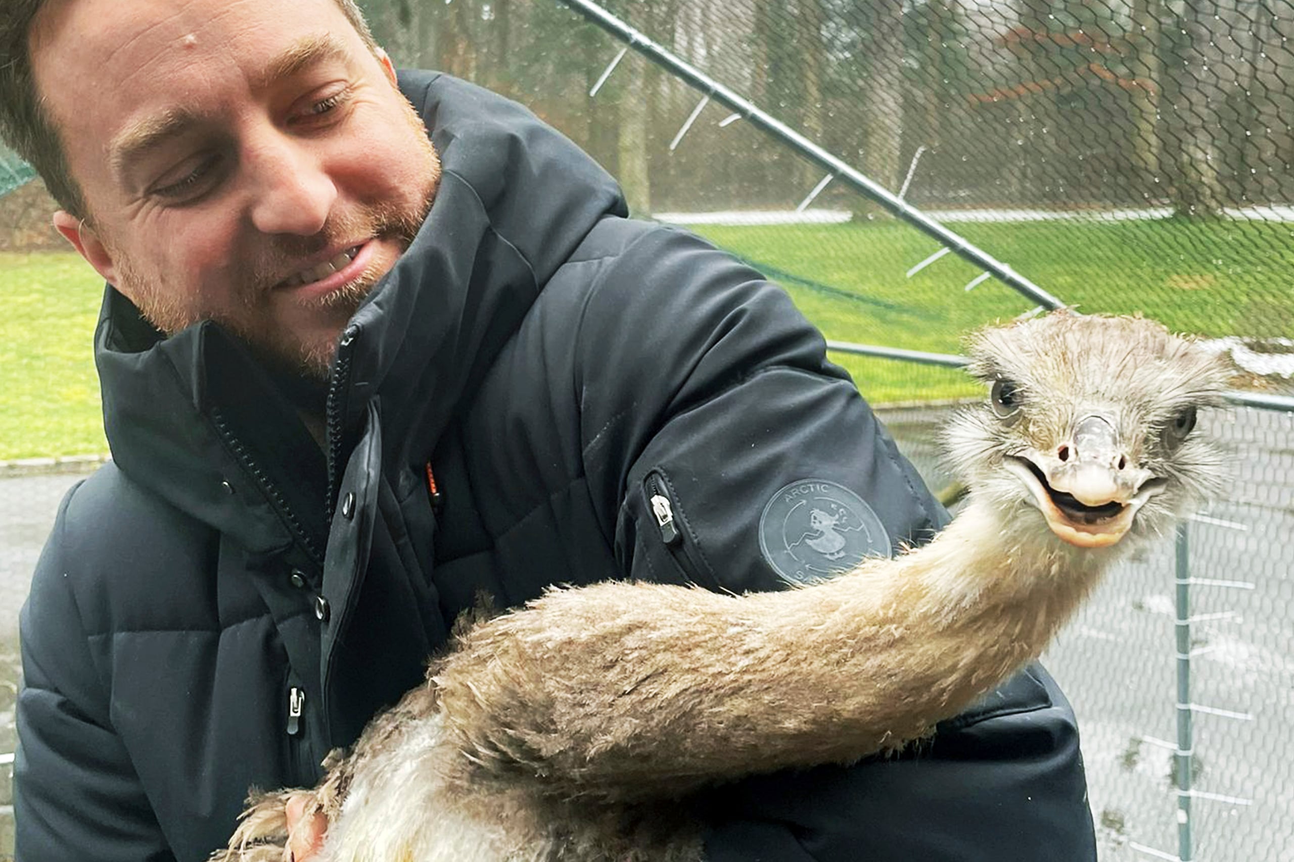 John Di Leonardo, de Humane Long Island, declaró que el hombre le dijo que había pedido el huevo de ñandú por Internet mientras estaba borracho.