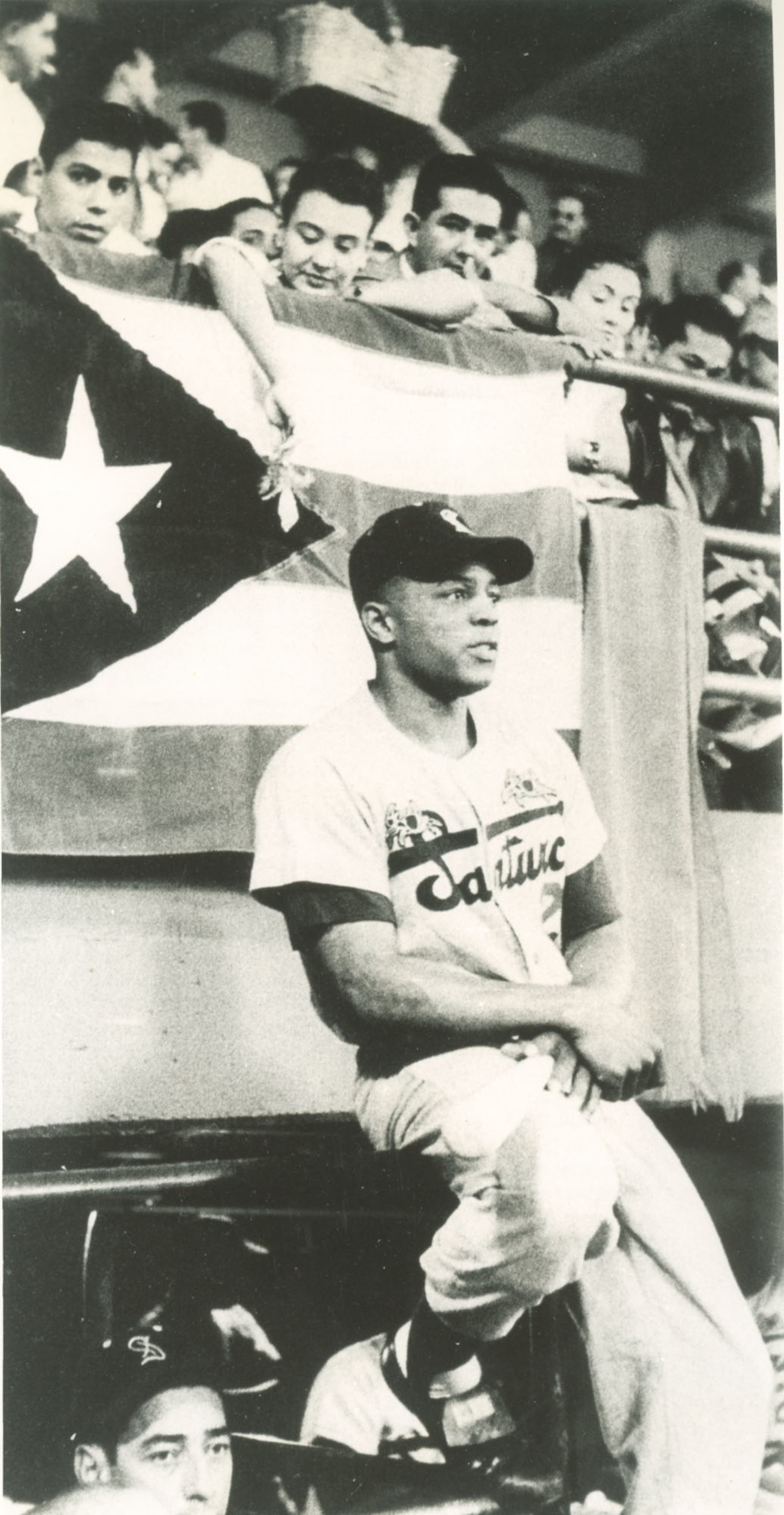 Willie Mays incluso jugó con Puerto Rico en la Serie del Caribe del 1955, la que se jugó en Caracas, Venezuela.