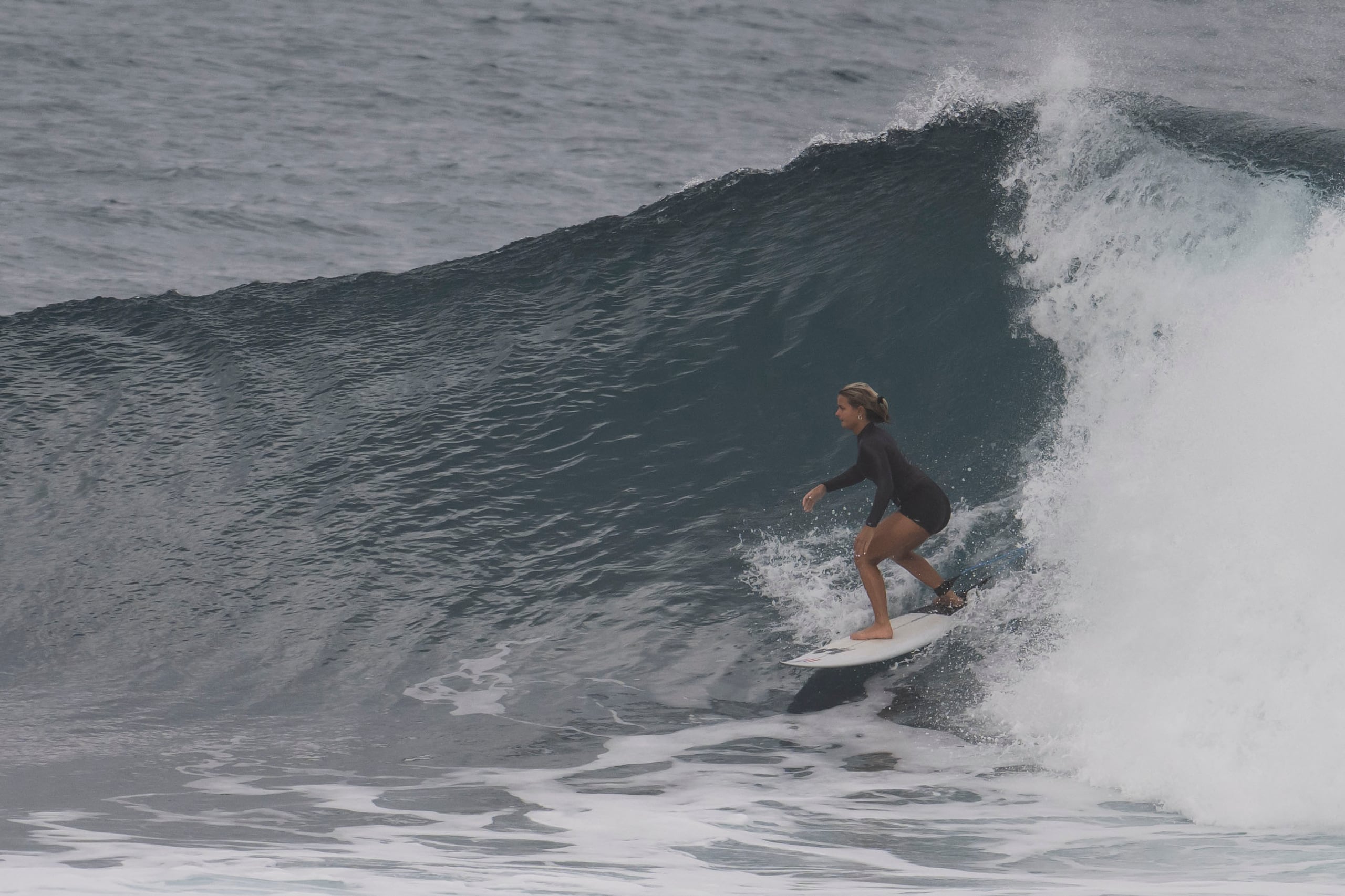 Mia Calderón ha estado viajando a La Marginal semanalmente para conocer la ola.