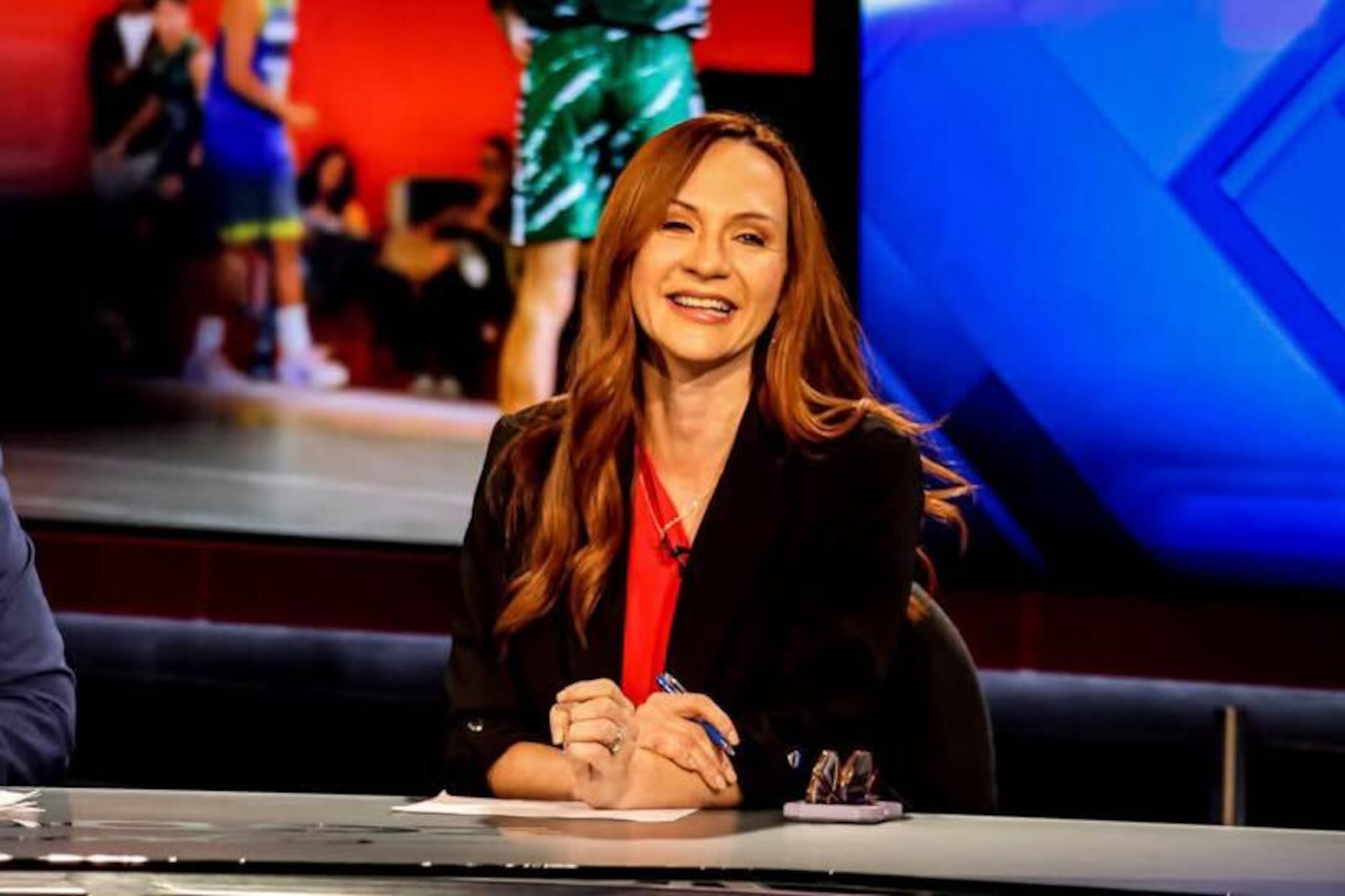 Natalia Meléndez también es presentadora del programa La Línea Deportiva en Wapa Deportes.