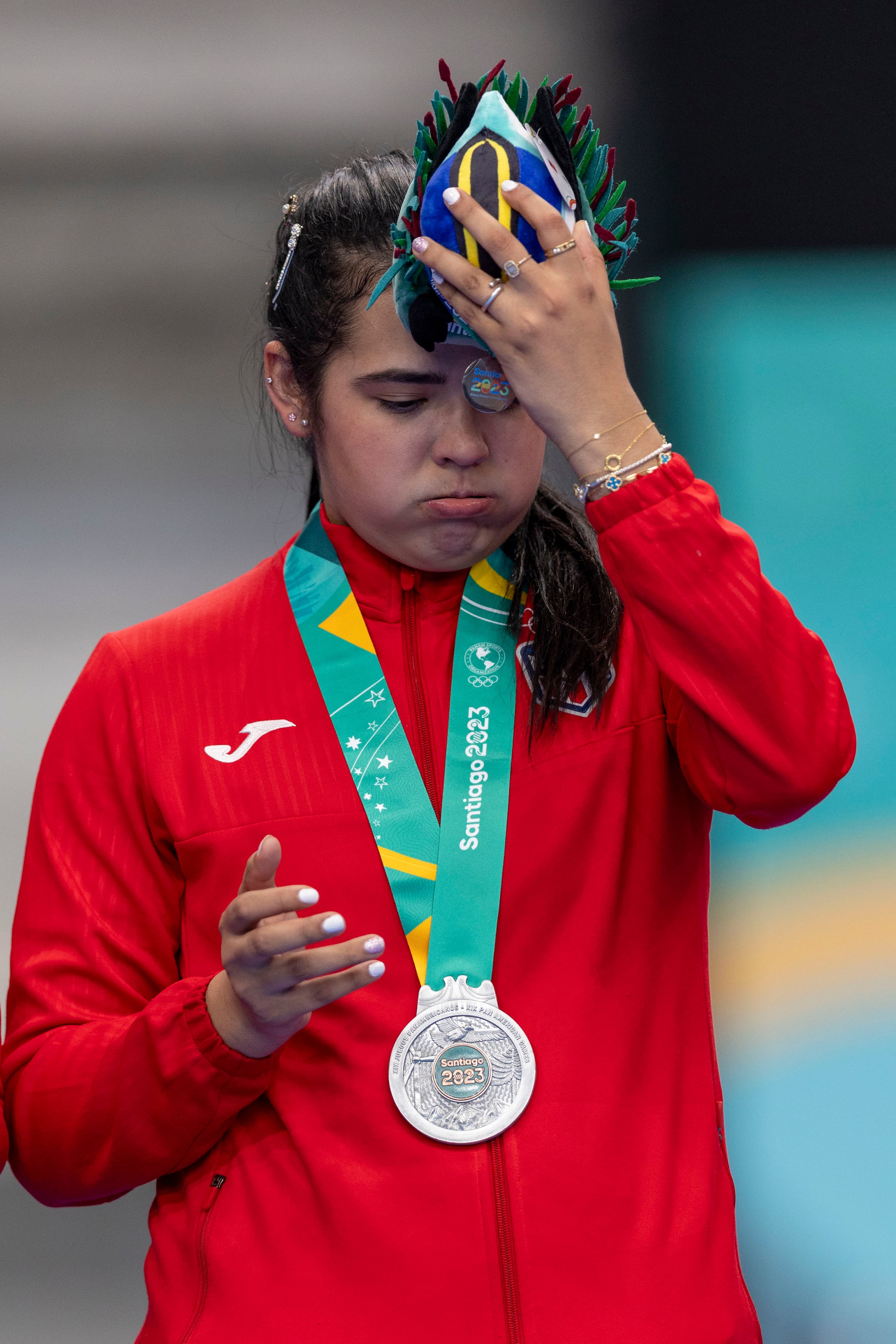 Adriana Díaz muestra aquí la seriedad que produce un revés.