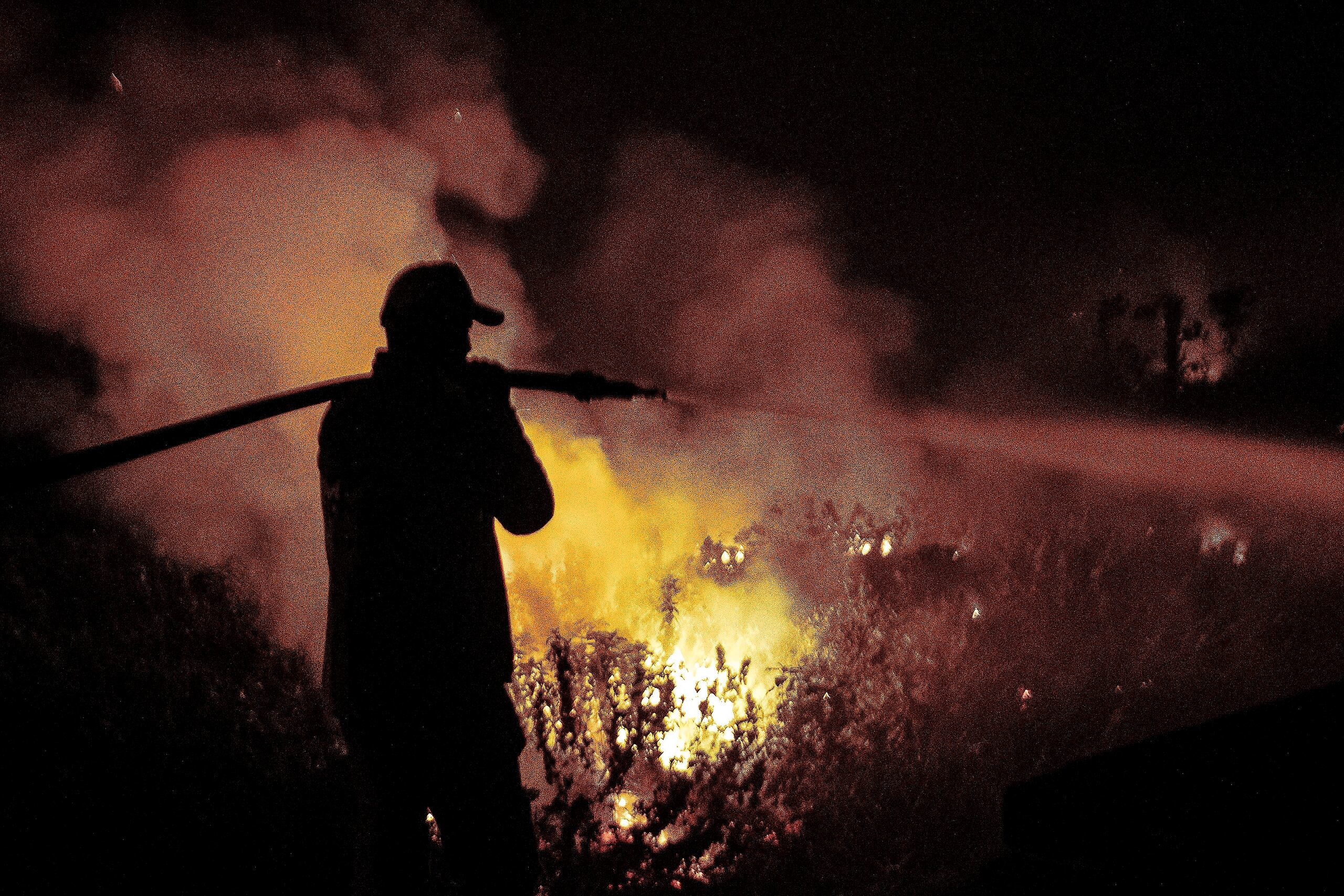 El Departamento de Bomberos local confirmó que el avión cayó en la ciudad de Vinhedo.