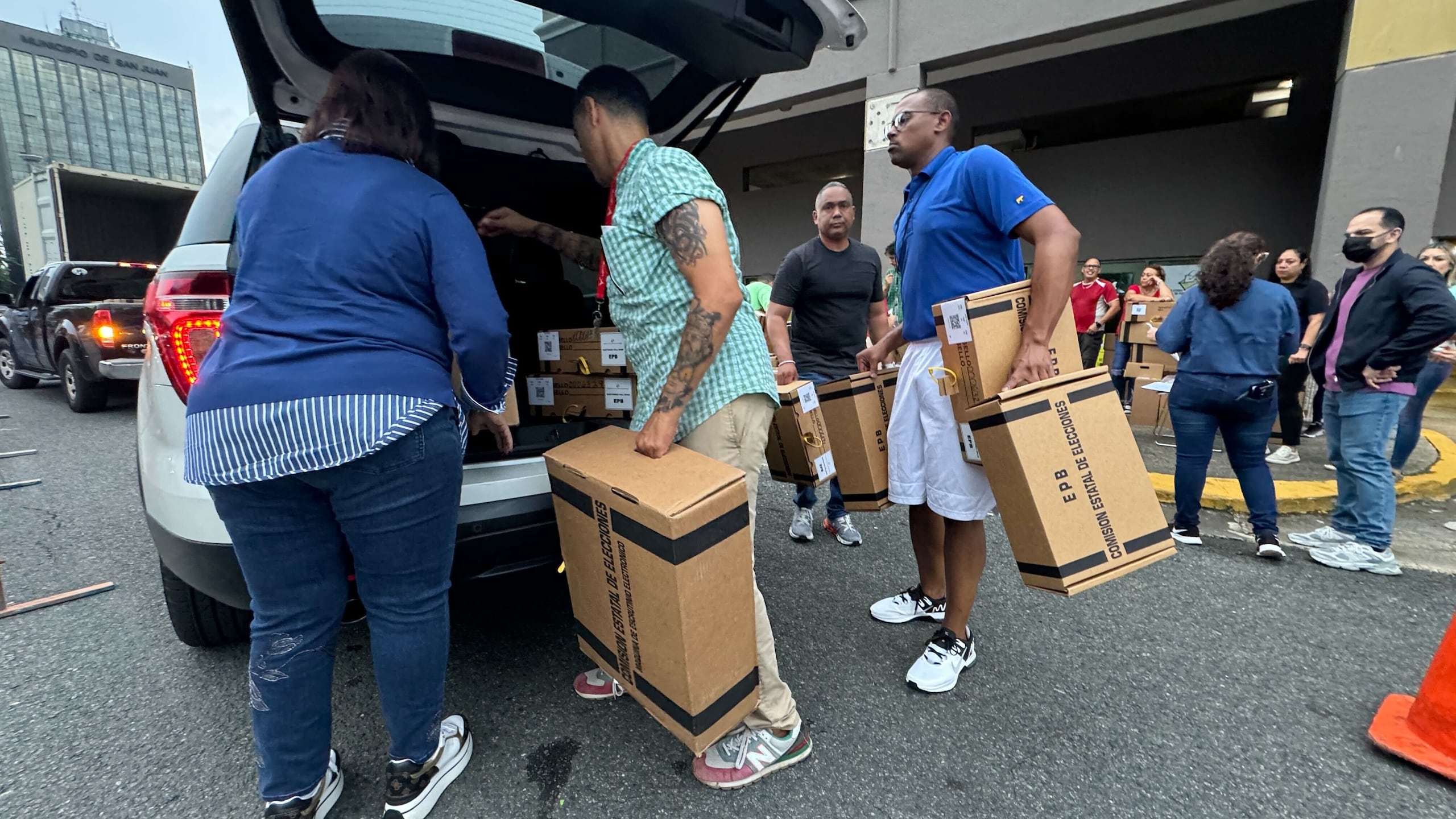 El comisionado electoral del Partido Independentista Puertorriqueño, Roberto Iván Aponte, sostuvo que, hasta eso de las 7:00 a.m., esa era la principal irregularidad detectada en este día de elecciones.