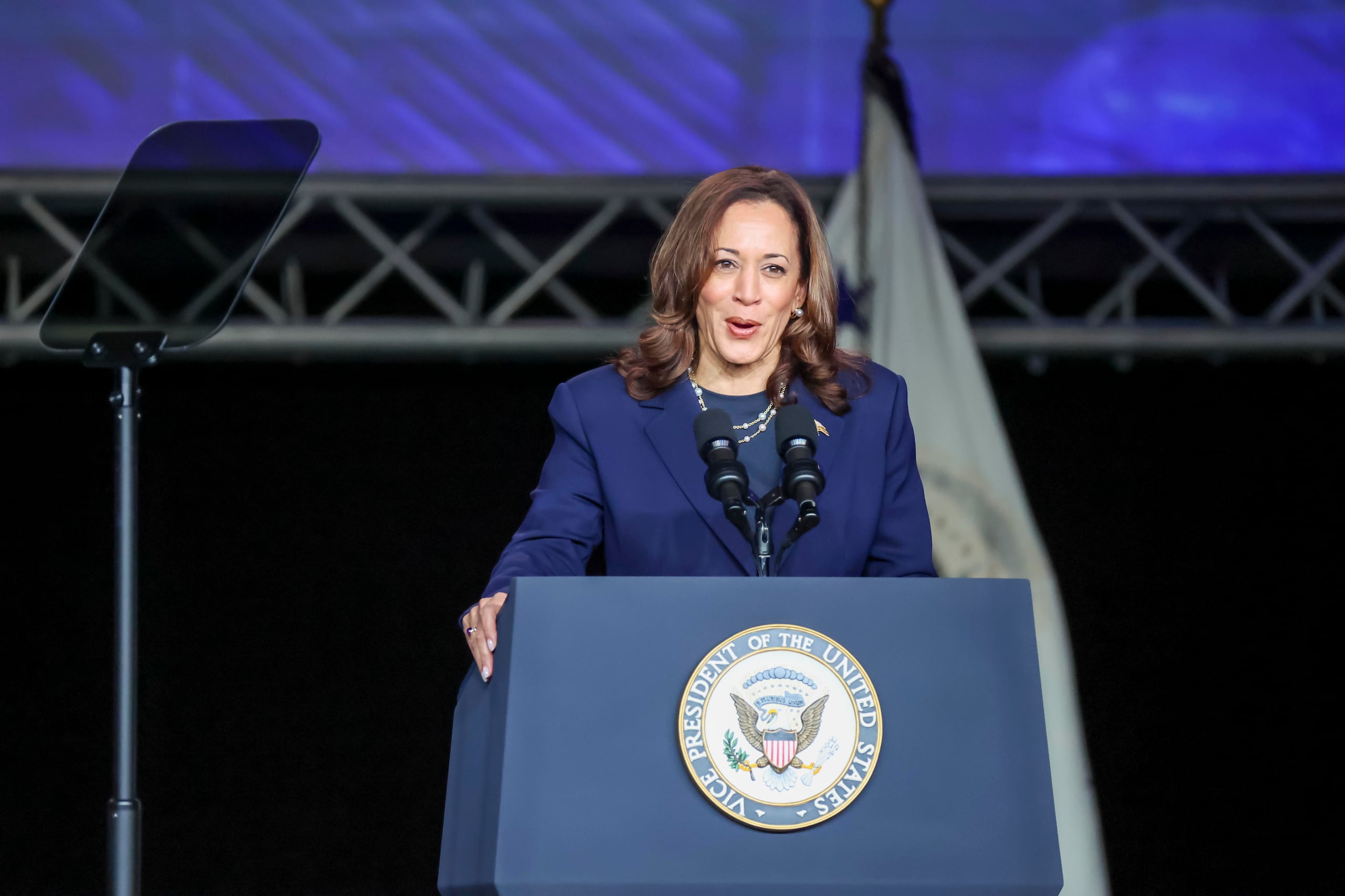 La vicepresidenta y candidata demócrata a la presidencia de los Estados Unidos, Kamala Harris. (EFE/EPA/LESLIE PLAZA JOHNSON/ARCHIVO)