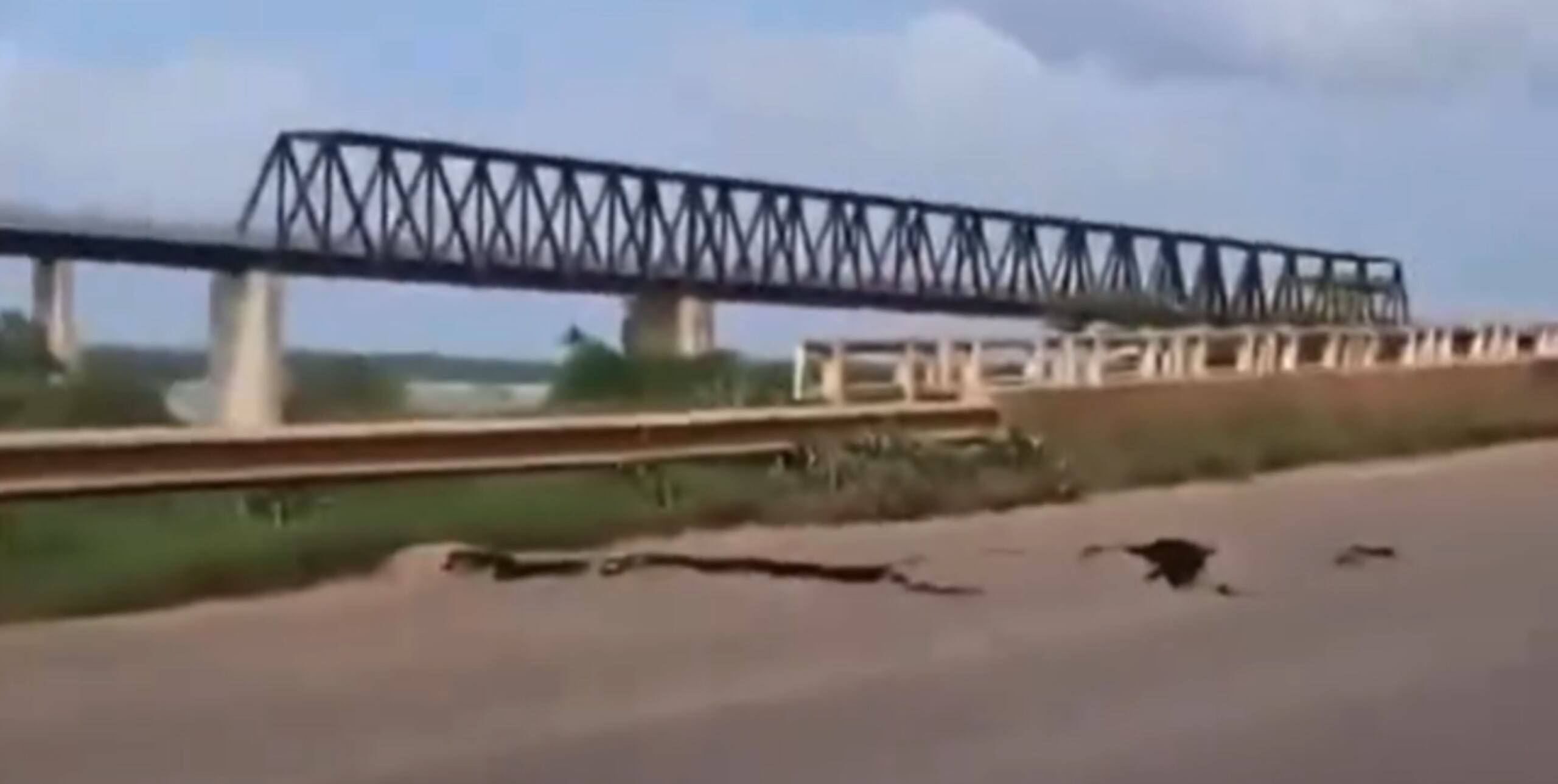 Colapsa puente en Brasil