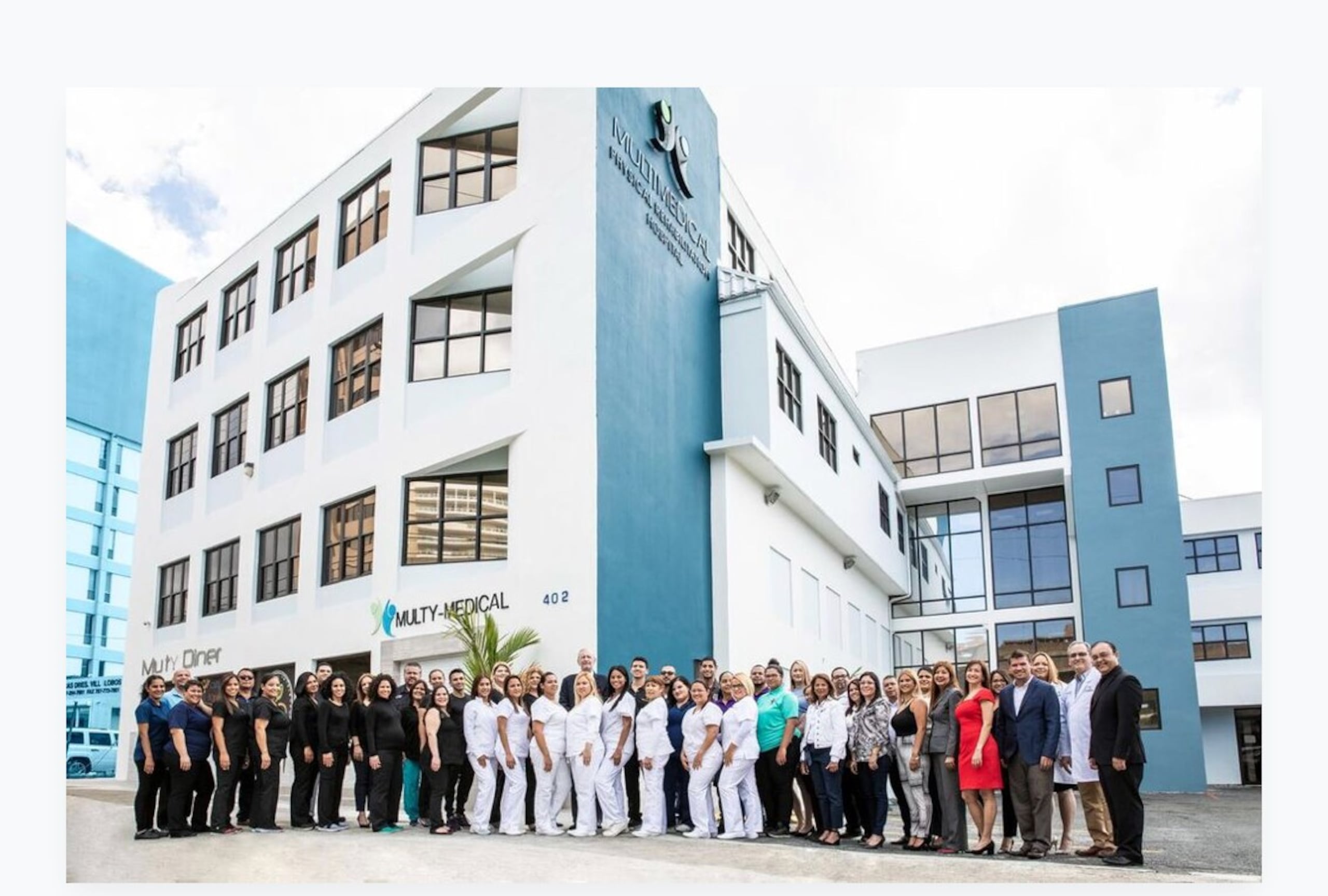 Multy-Medical Physical Rehabilitation Hospital cuenta con unas instalaciones innovadoras en el octavo piso del Centro Cardiovascular de Puerto Rico y del Caribe y cuenta con la facultad médica más completa en Puerto Rico.
