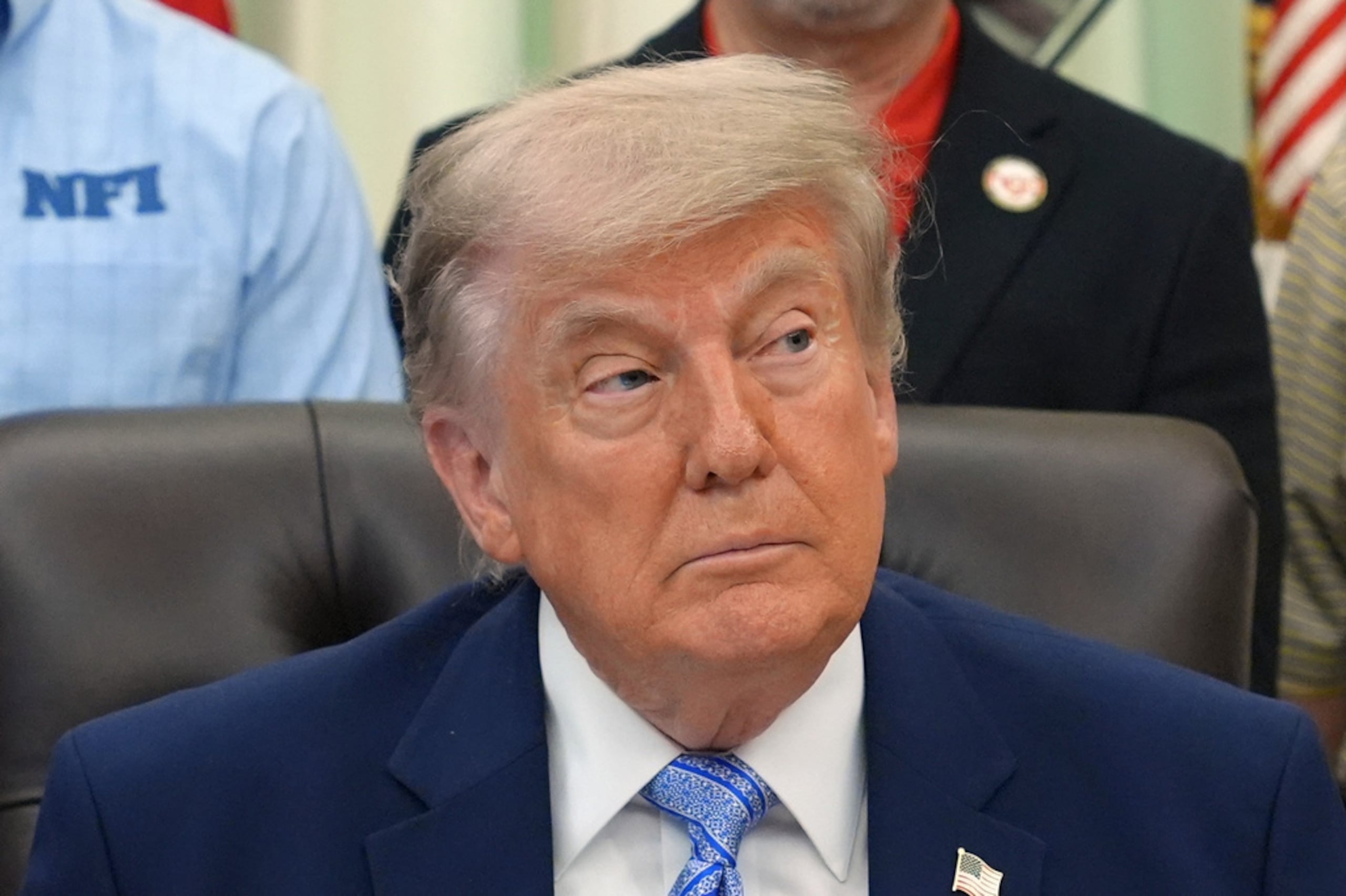 El presidente de Estados Unidos, Donald Trump, asiste a un acto sobre aliviar la normativa de refrigerantes en la Oficina Oval, en la Casa Blanca, el 21 de mayo de 2026, en Washington.