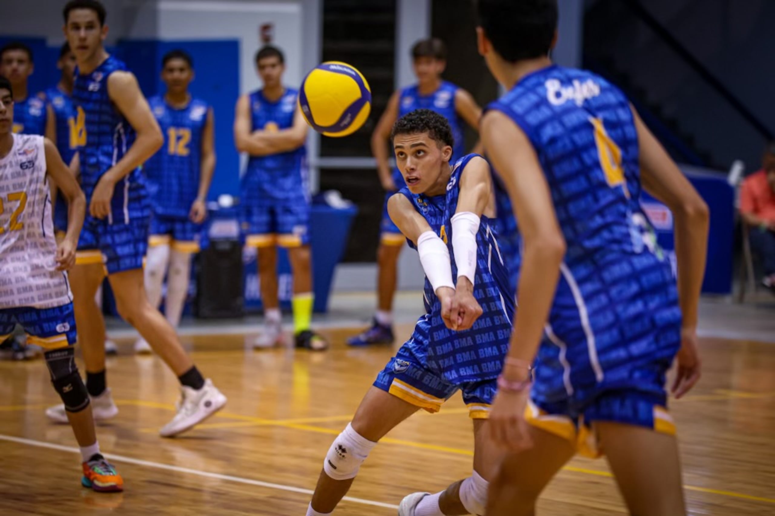 Bayamón Military Academy, que está en la primera posición del ranking masculino de Buzzer Beater, pasó al Final Four.