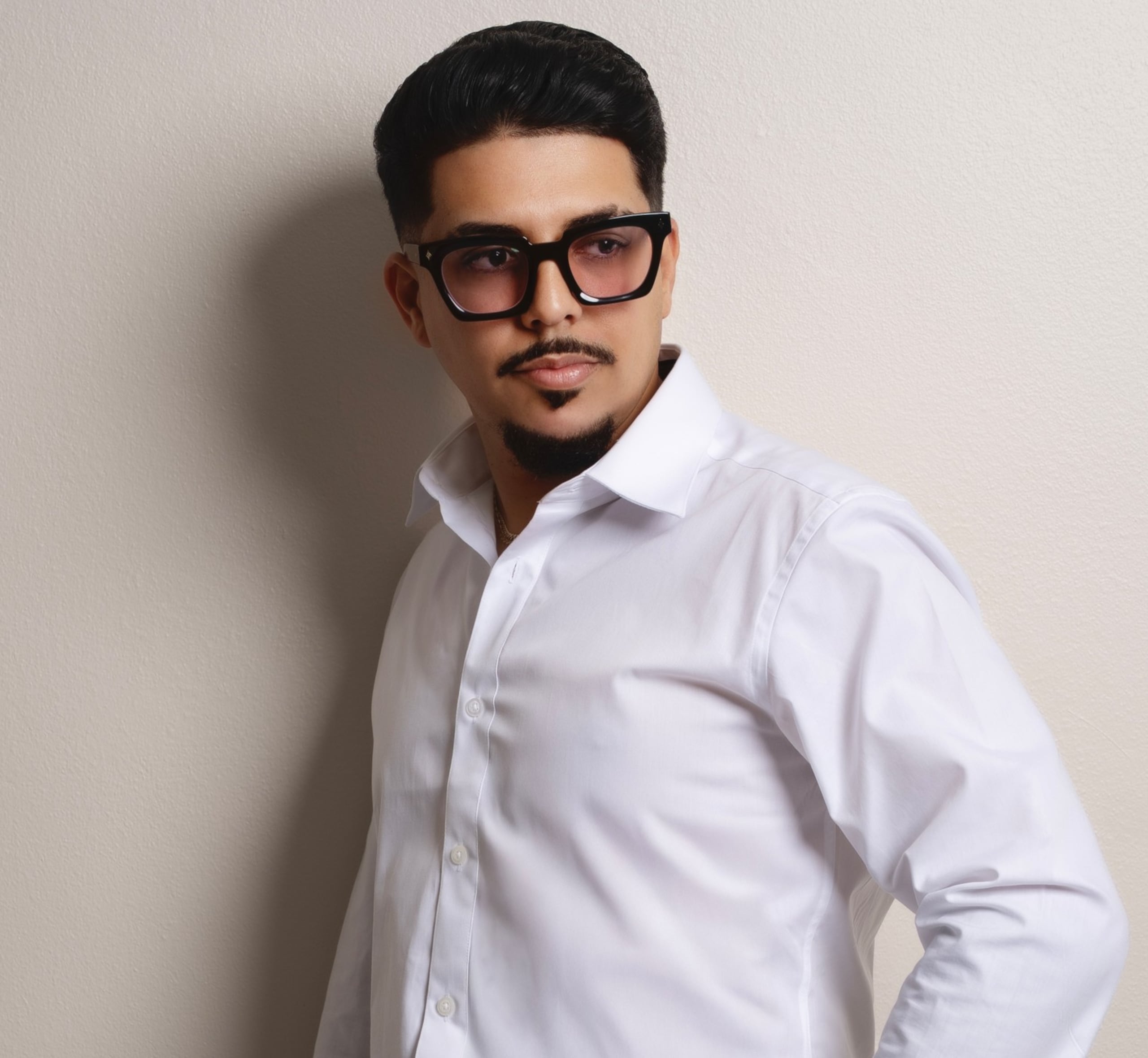 El disco de Ricky Royal fusiona la salsa clásica con sonidos contemporáneos.