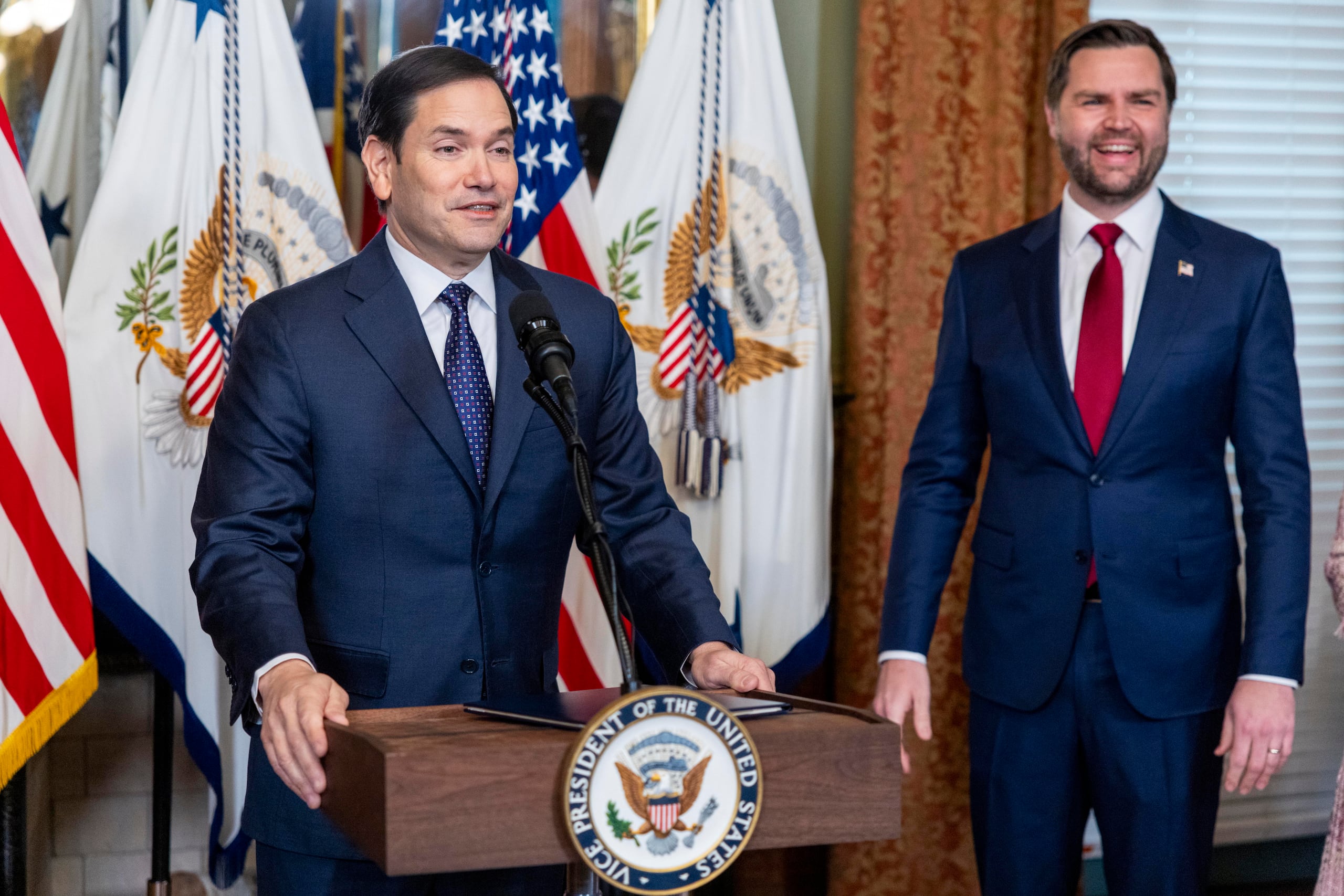 Aunque la orden de Rubio eximía de la congelación la ayuda militar a los aliados Israel y Egipto, no había indicios de una exención similar para permitir el paso de la vital ayuda militar estadounidense a Ucrania.