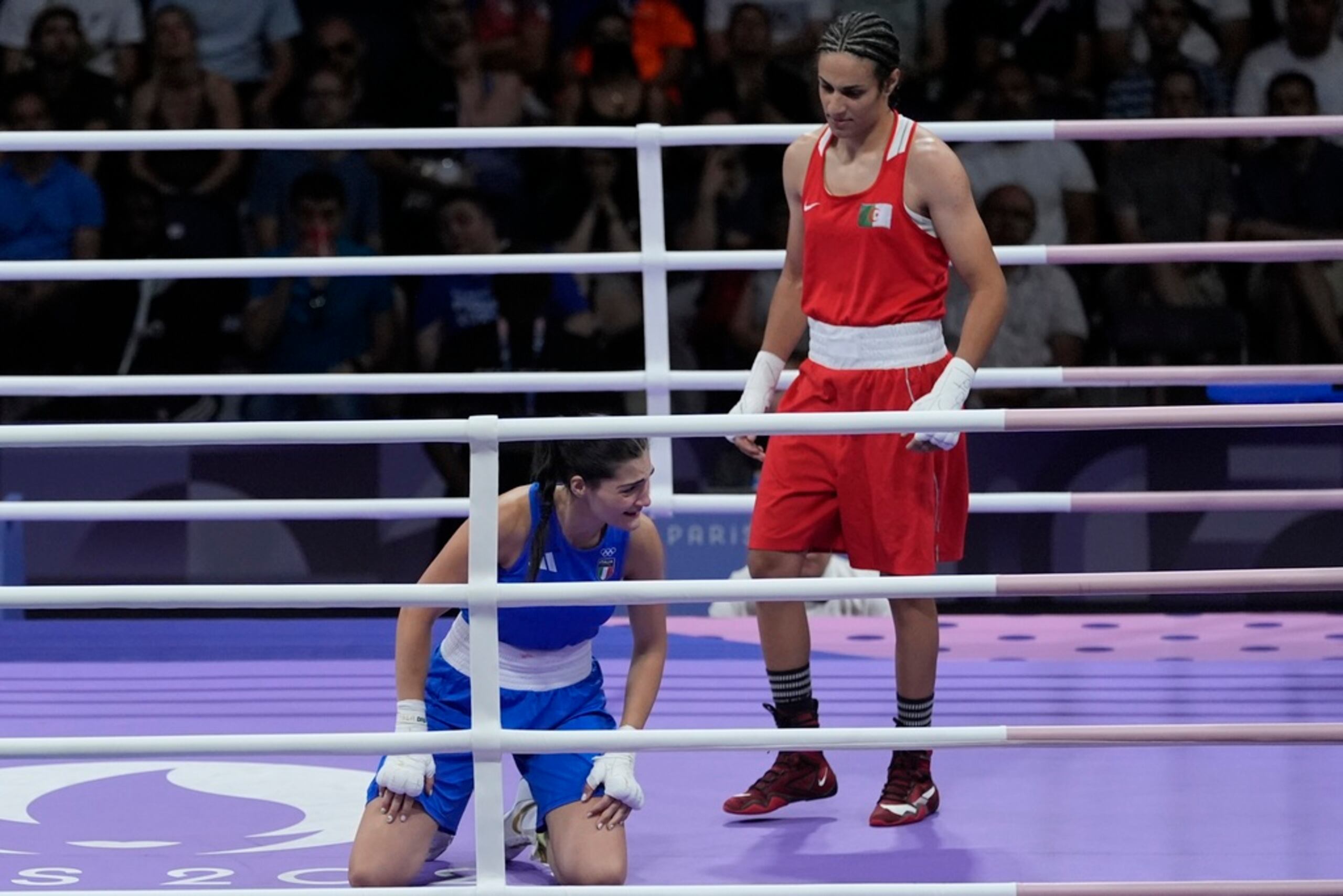Imane Khelif y Angela Carini se enfrentaron en la categoría de 66 kilogramos de boxeo de los Juegos Olímpicos el 1 de agosto de 2024.