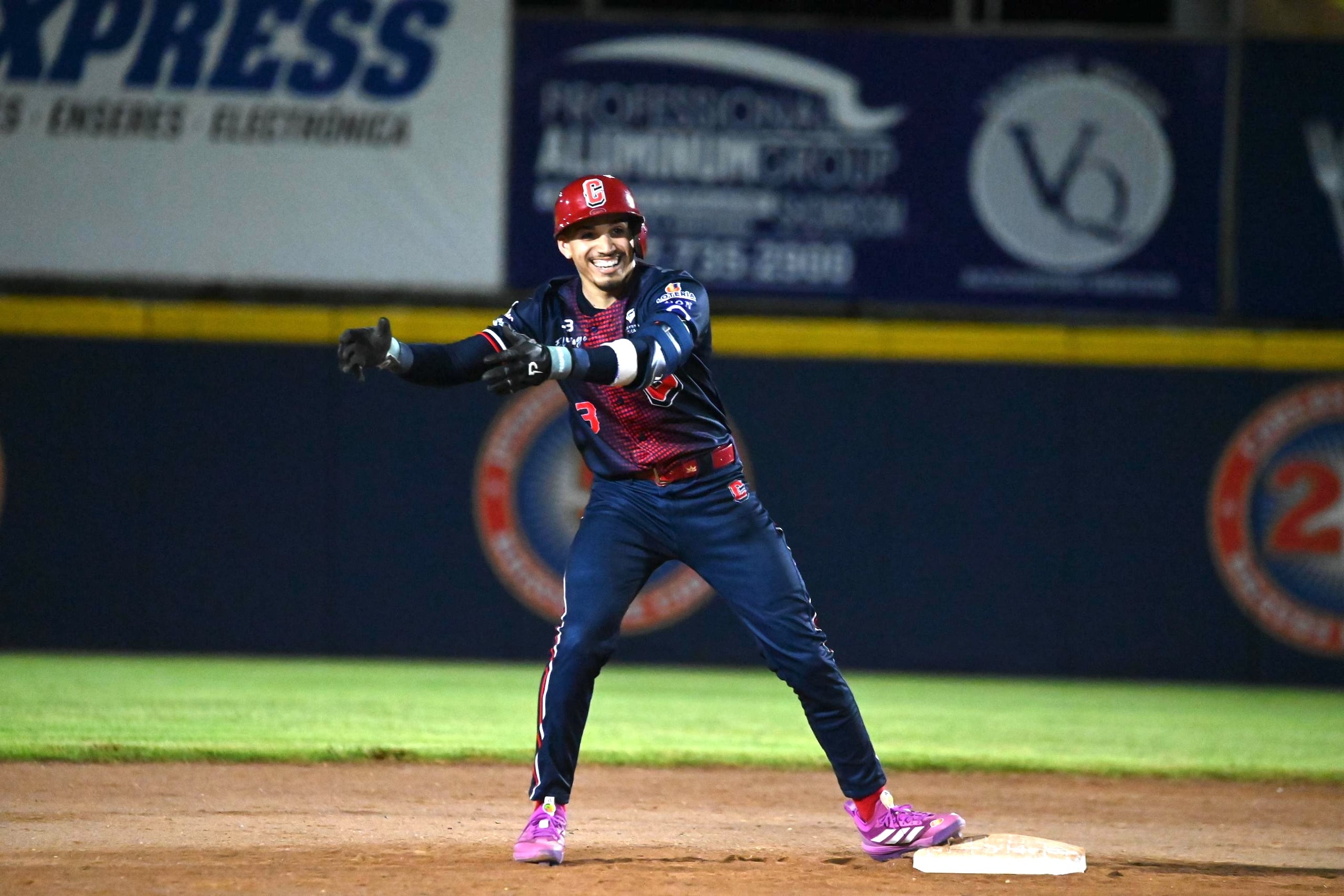 Luis Marcano remolcó dos carreras.