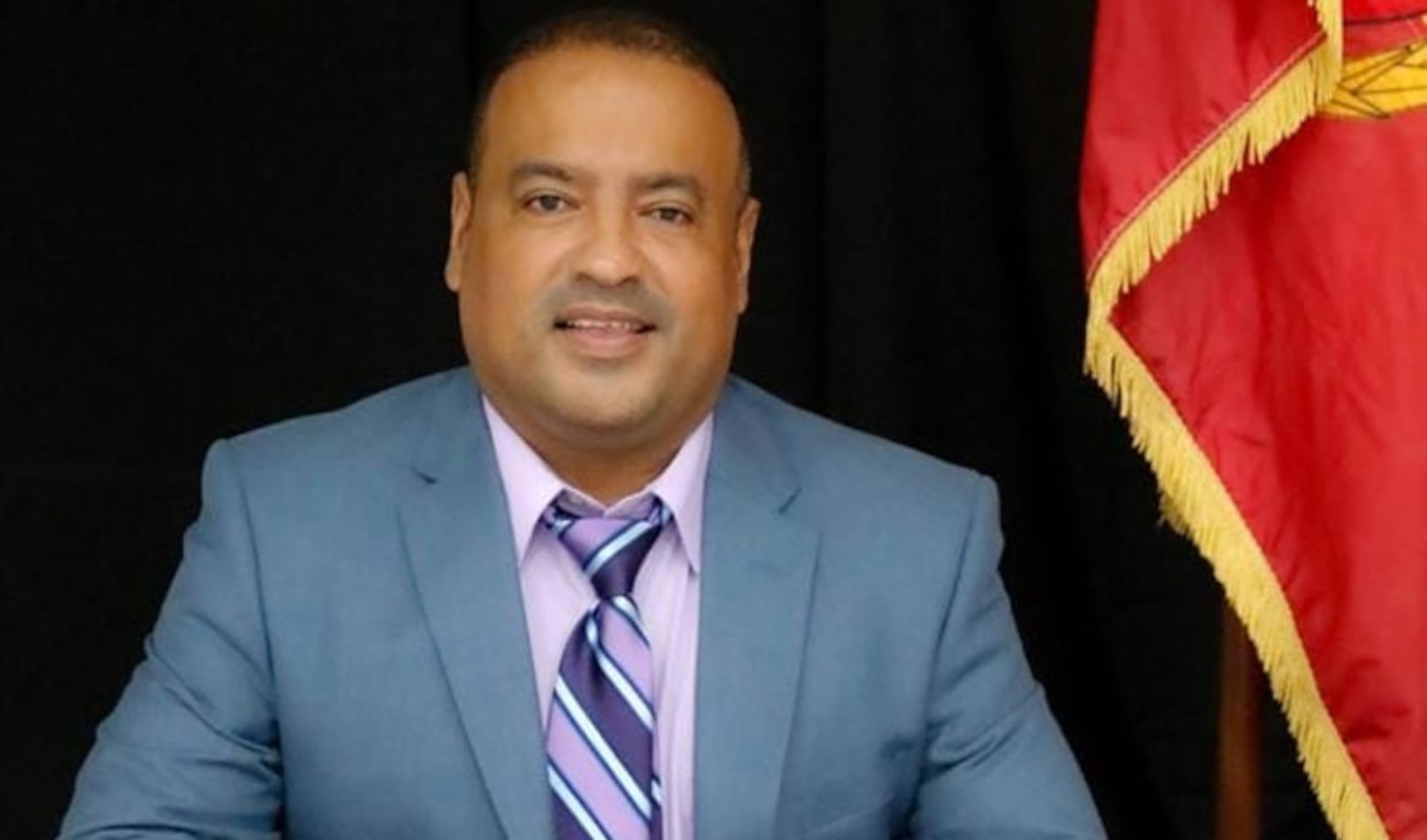 Rafael J. Burgos Santiago, alcalde de Santa Isabel