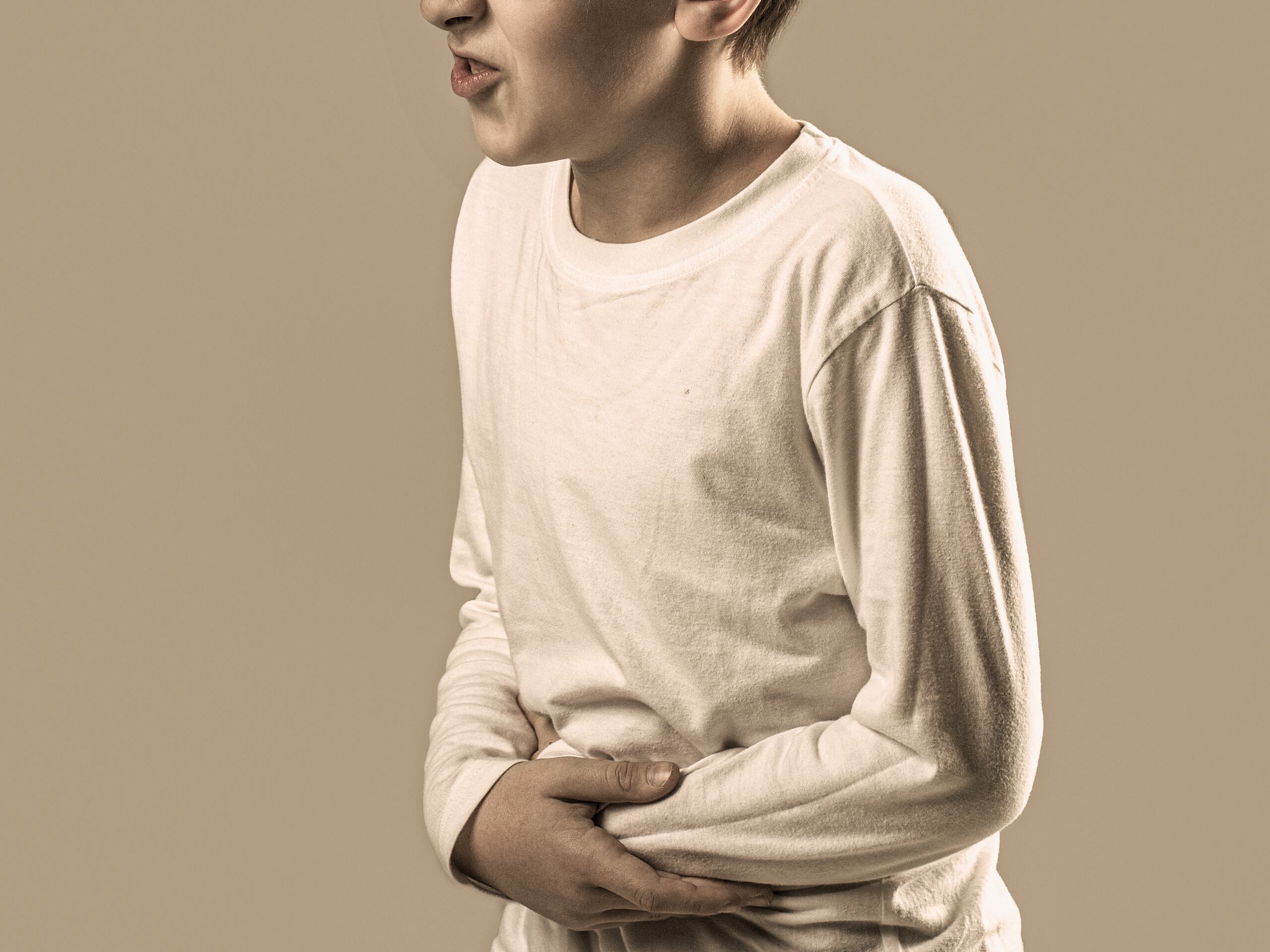 La prevención es tu mejor línea de defensa contra el norovirus, pero si tú o tu familia se ven afectados, no tardes en consultar a tu pediatra.
