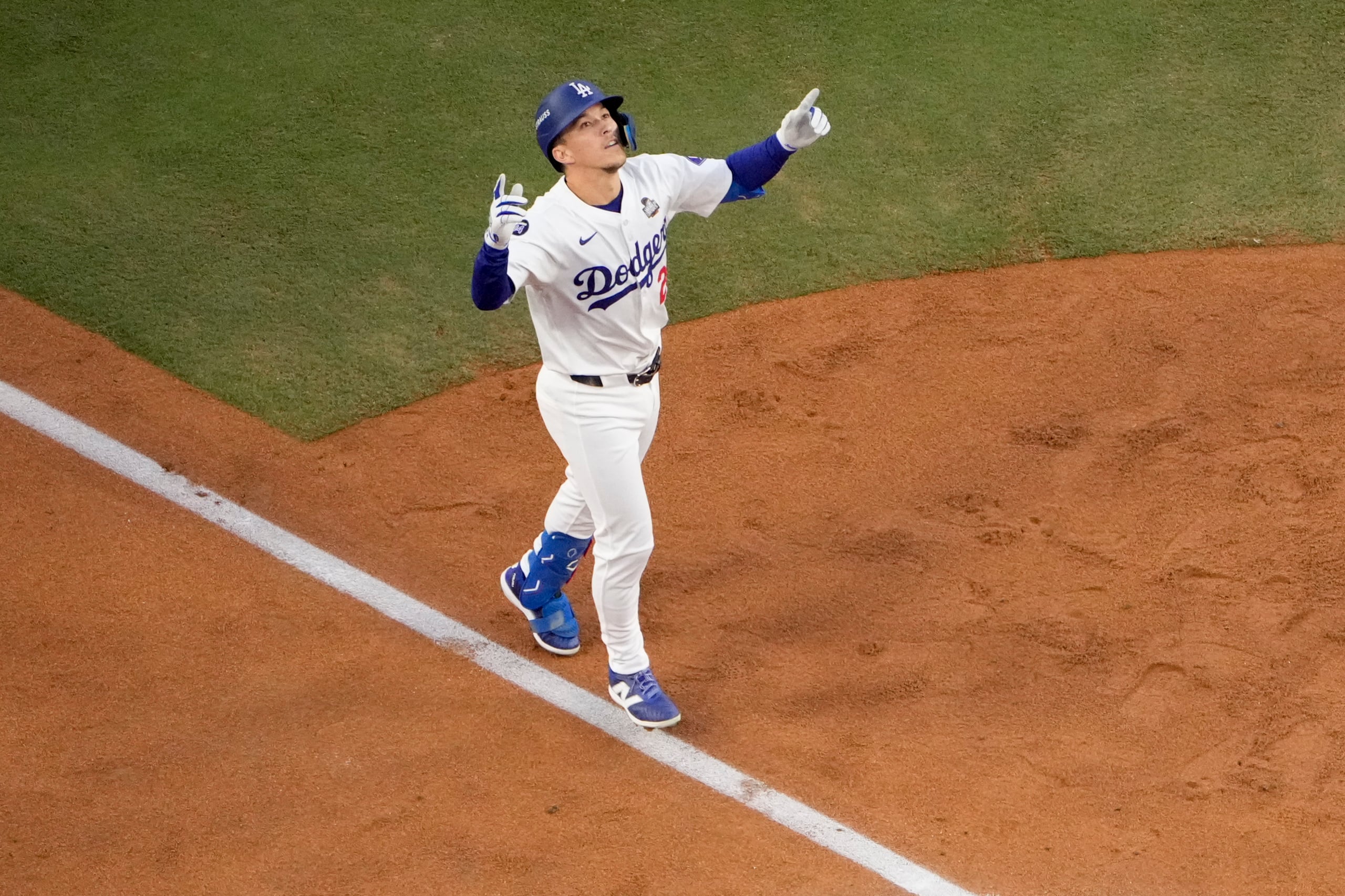 Tommy Edman firma un contrato de cinco aรฑos y $74 millones con los ...