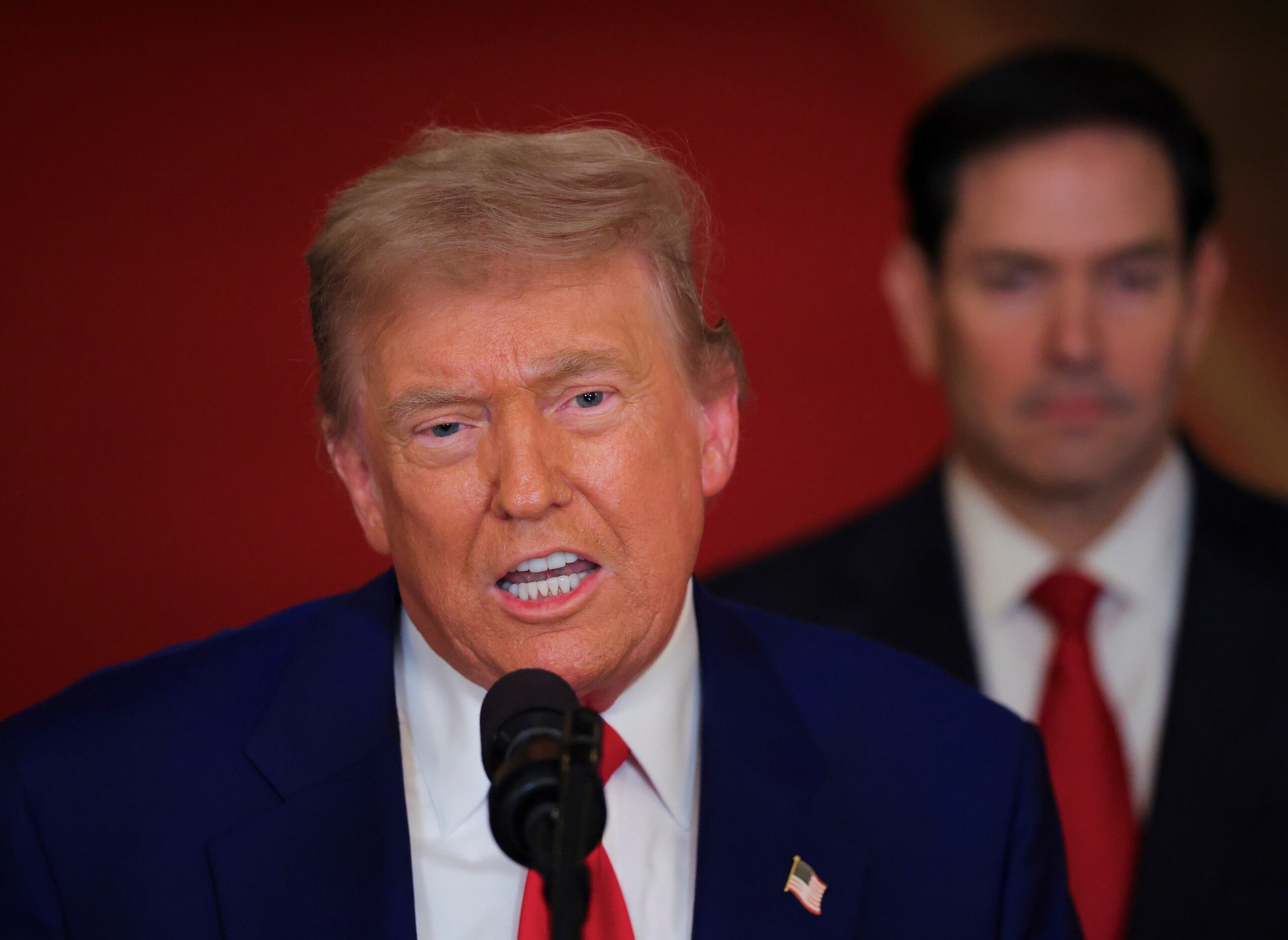 El presidente Donald Trump y el secretario de Estado, Marco Rubio.