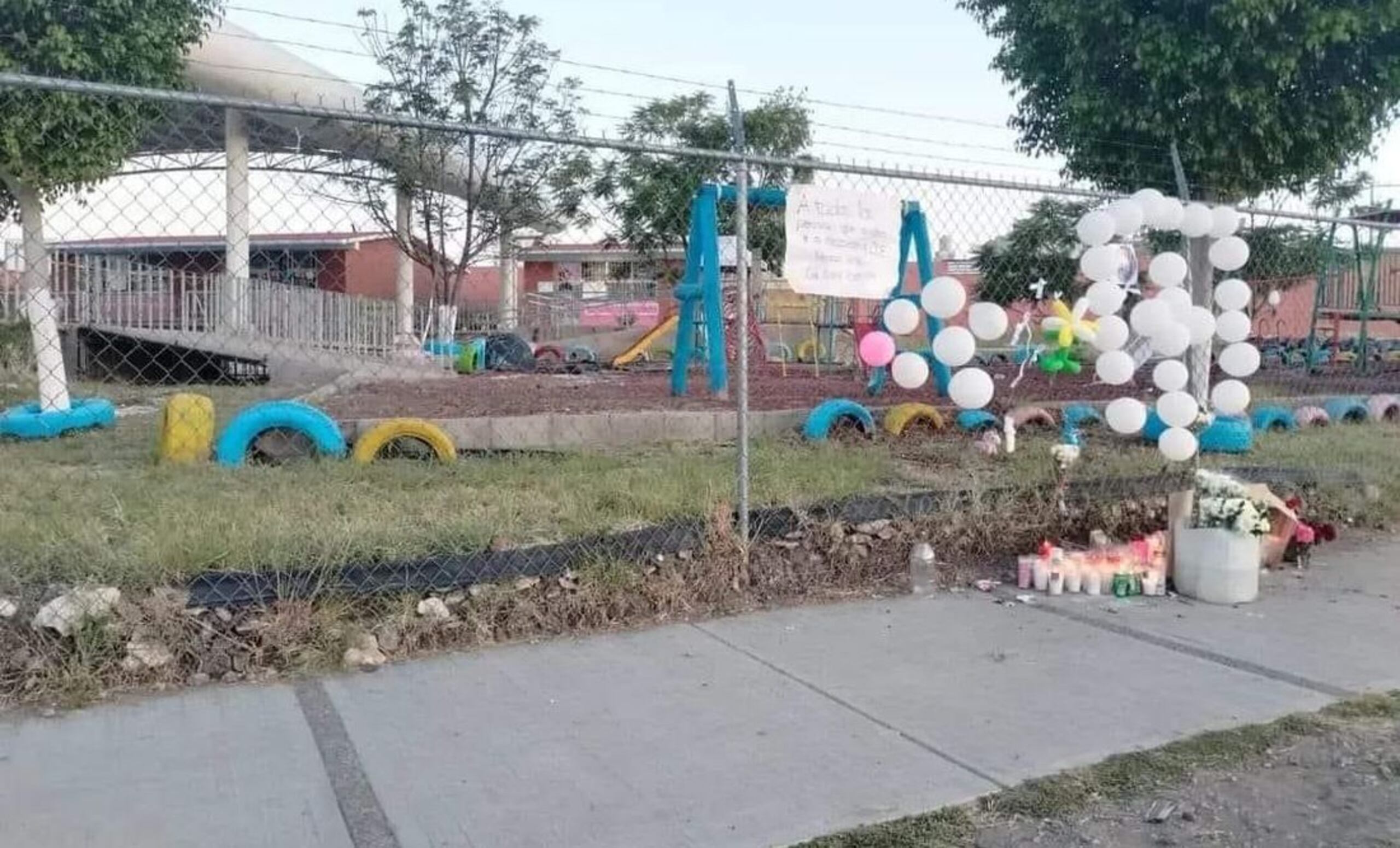 Las autoridades interrogarán al personal del preescolar que se supone estuviese a cargo de la niña, para esclarecer el caso.