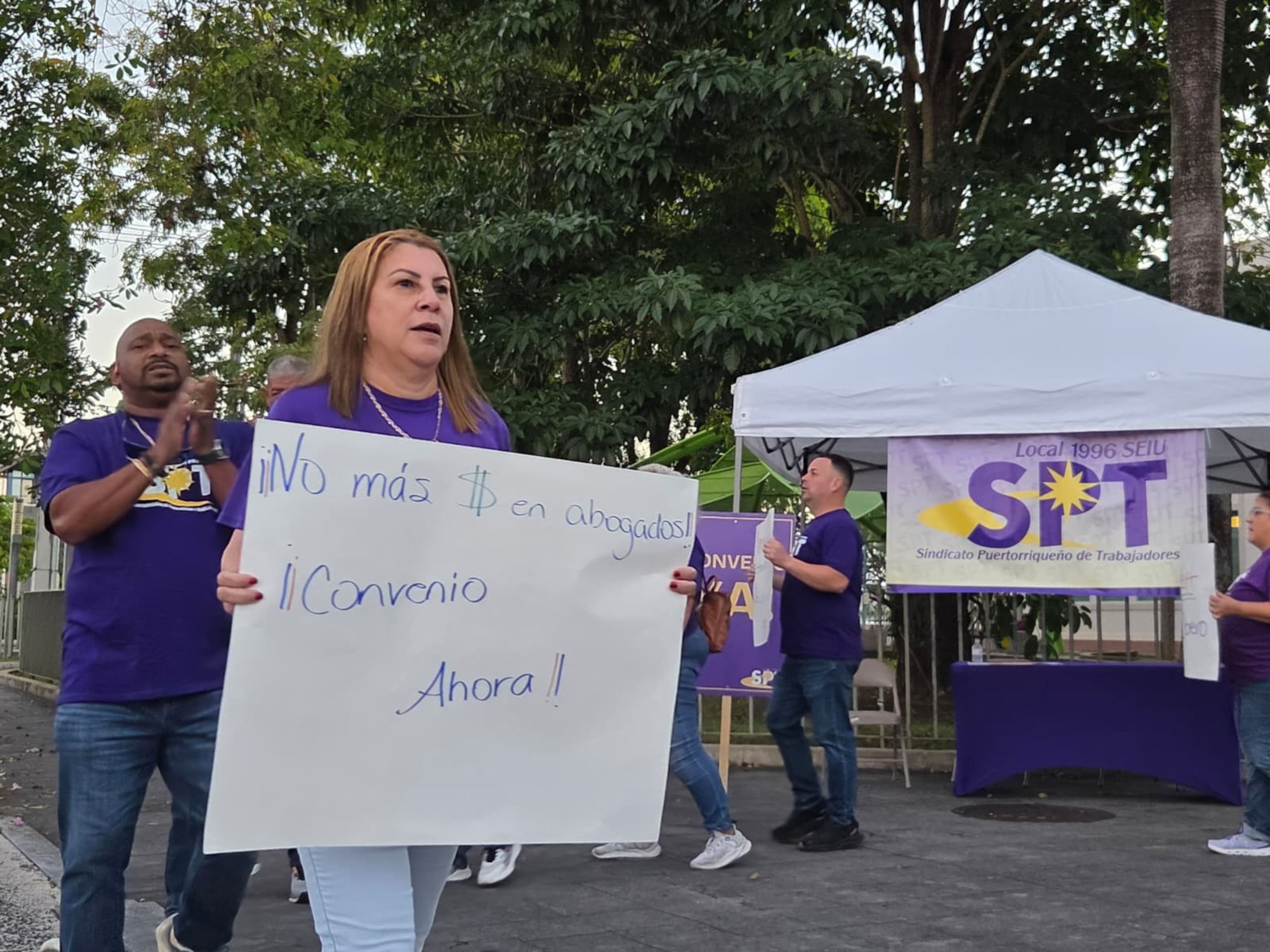 La manifestación fue convocada por el Sindicato Puertorriqueño de Trabajadores.
