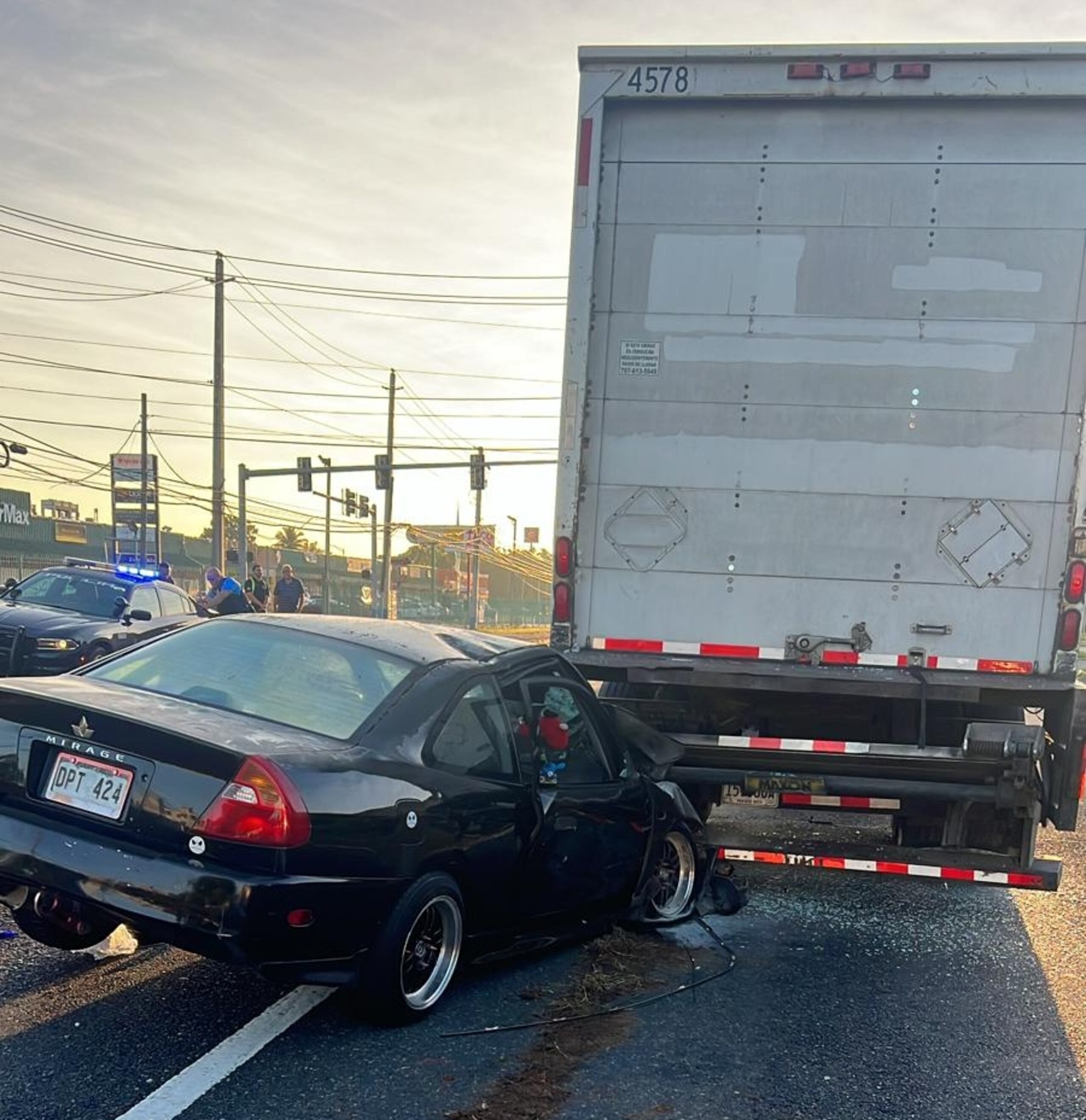 Accidente de tránsito de carácter grave en el kilómetro 4.9 de la carretera PR-177, frente al centro comercial Santa Rosa Shopping Center, en Guaynabo.