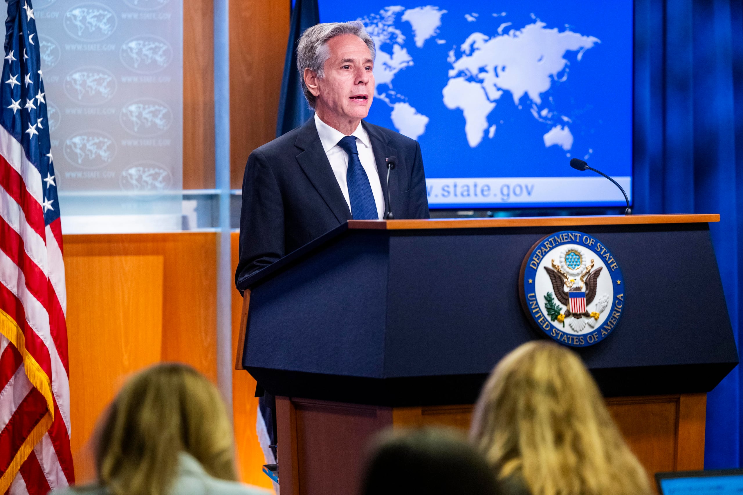 Con esta nueva aportación, dijo Blinken, Estados Unidos lleva invertidos en 2024 más de 1,200 millones de dólares para avanzar en la Declaración de Los Ángeles, firmada en 2022 por una veintena de países que se comprometieron a cooperar para frenar la migración irregular y expandir vías legales para los migrantes.