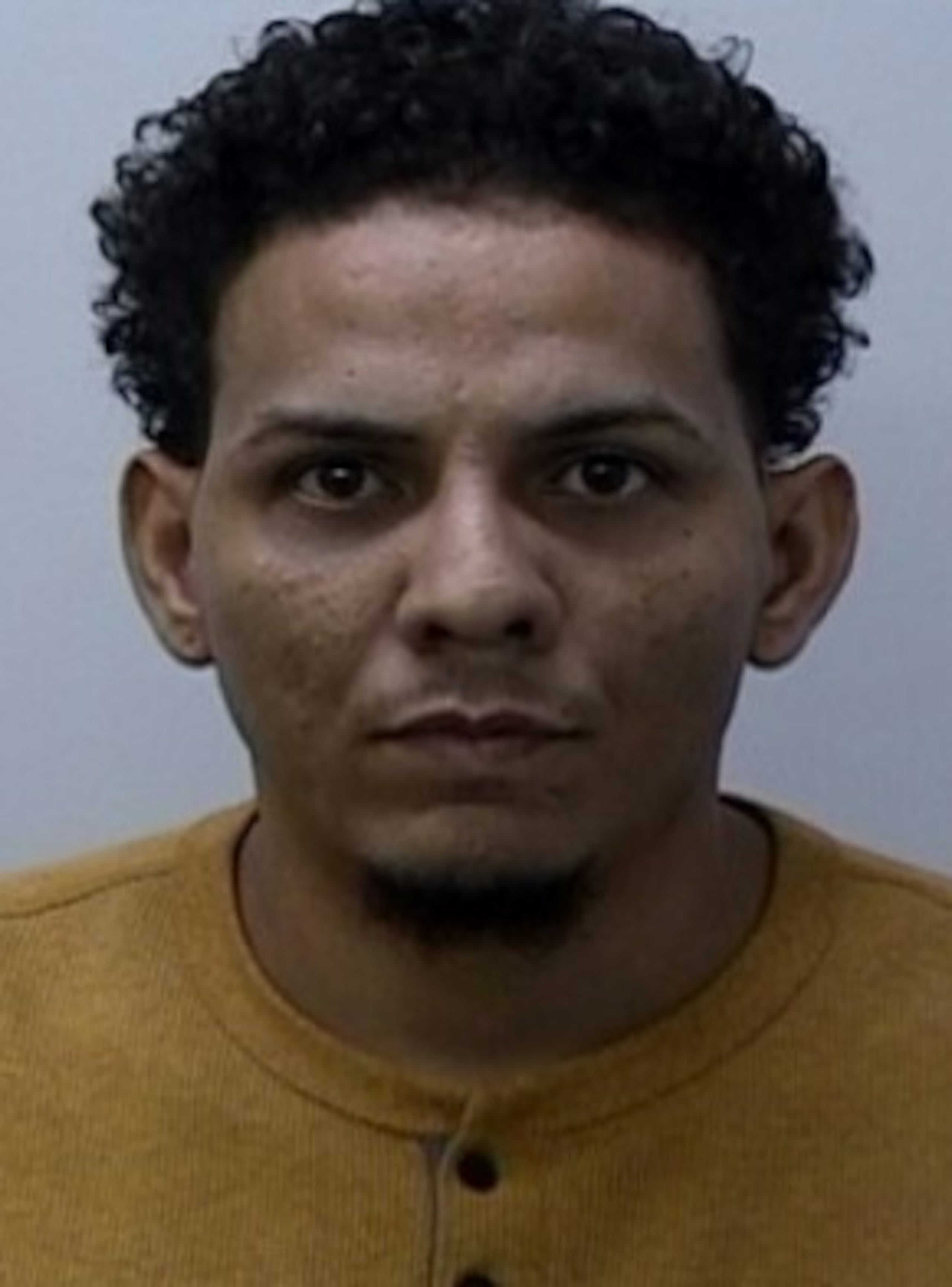 Kelvin Nales no prestó la fianza ascendente a $600 mil, por lo que fue ingresado en la Cárcel Regional de Bayamón.