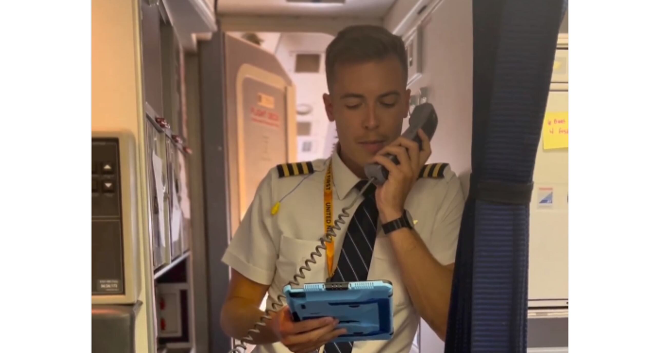 Cole Doss, piloto de United Airlines