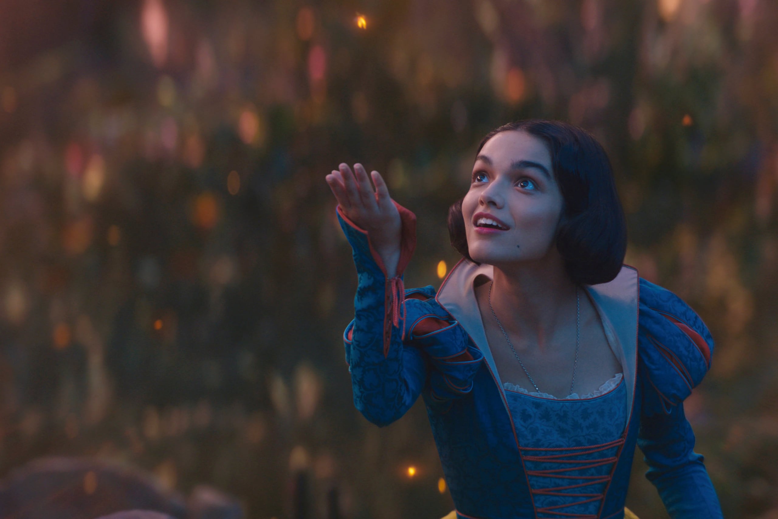 La nueva versión "live action" de un filme animado de Disney llega a la pantalla grande local.