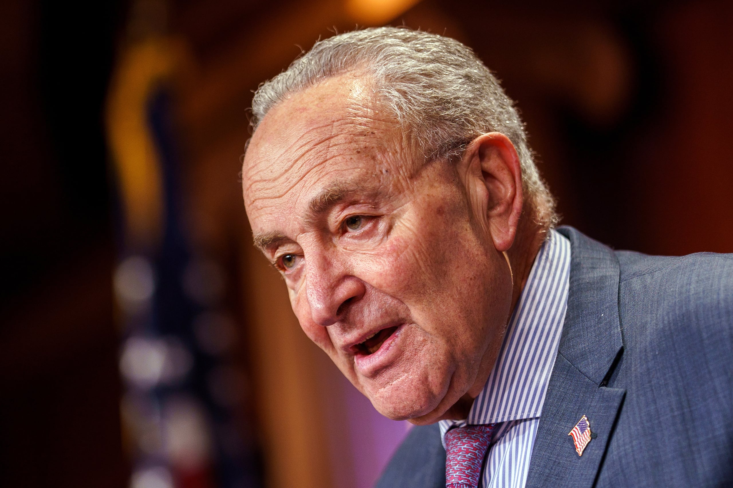 El líder demócrata del Senado, Chuck Schumer aseguró que hoy Trump tomó un mazo contra la economía estadounidense.