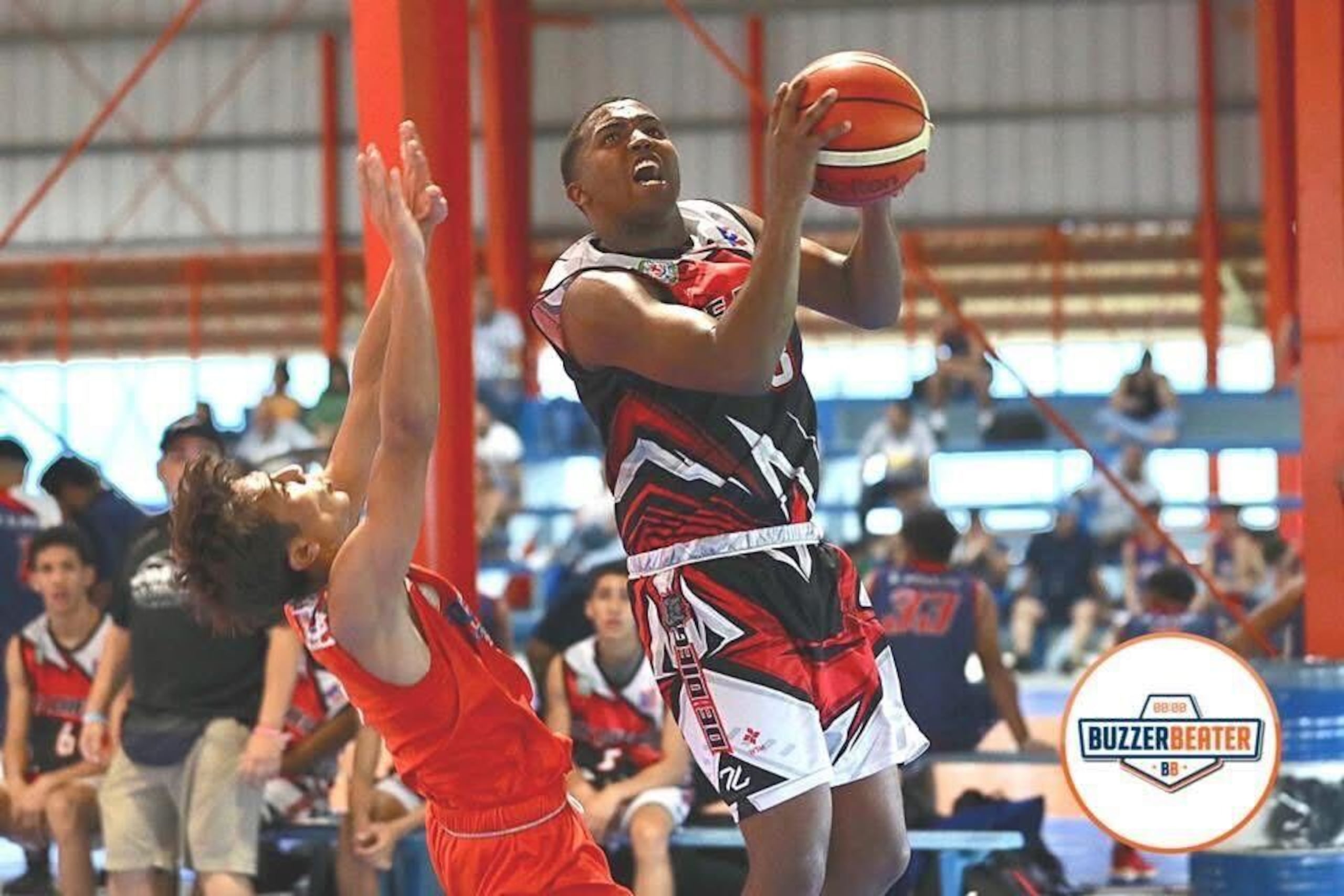 Jadiel “Choco” de la Rosa llevó al Colegio De Diego de Carolina al Final Four de Buzzer Beater en 2019 y 2020.