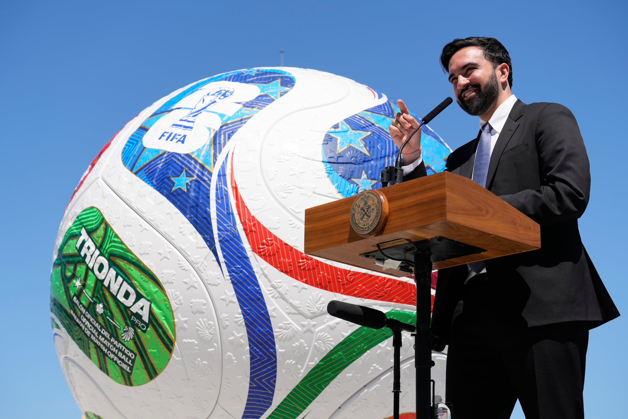 El alcalde de Nueva York, Zohran Mamdani ,durante una rueda de prensa en el condado de Staten Island, el lunes 27 de abril de 2026. (AP Foto/Seth Wenig)