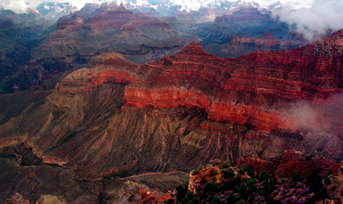 Three hikers die for apparent heat blow in the Grand Canyon