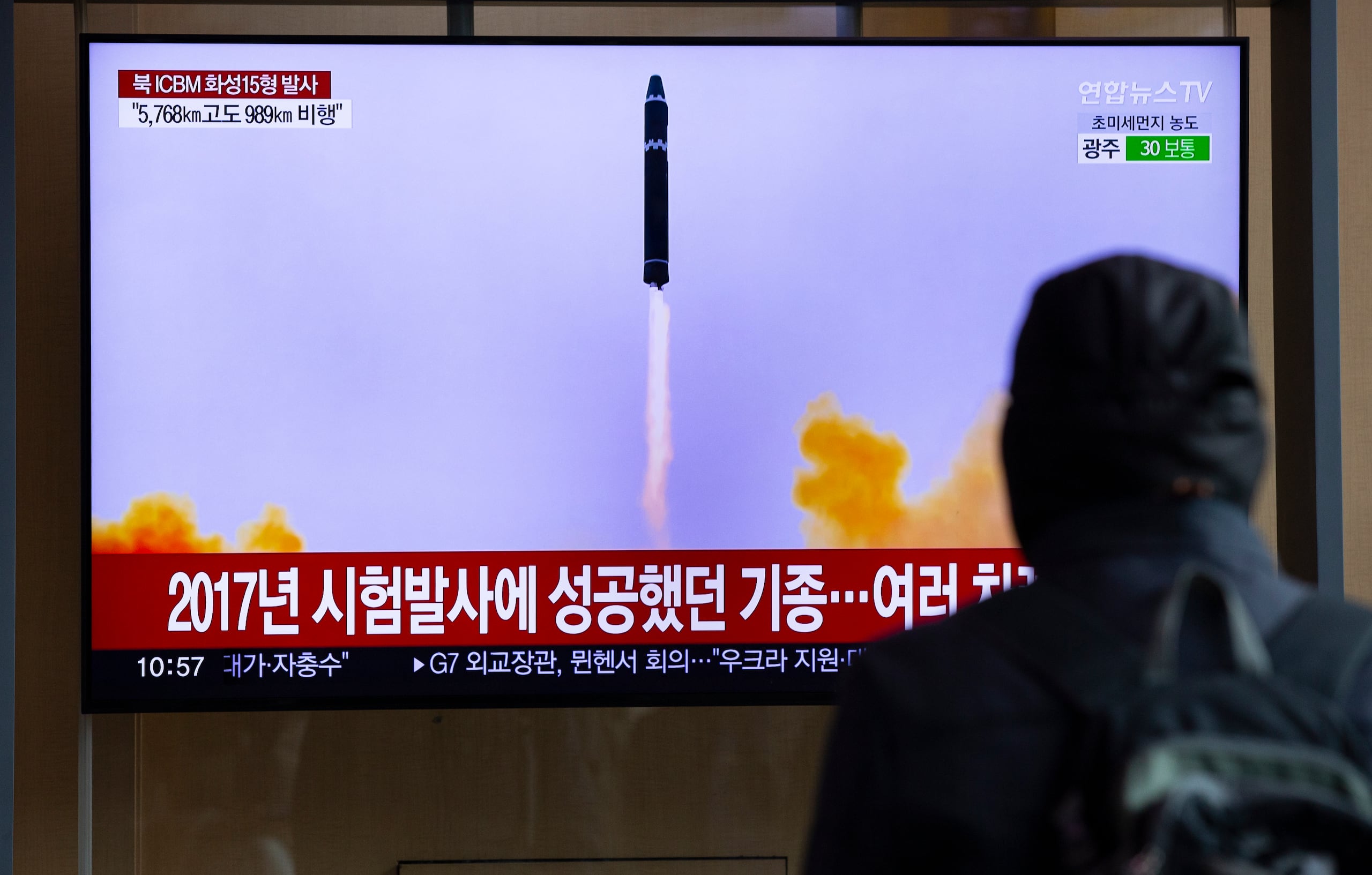 La semana pasada, Corea del Norte probó lo que dijo que era un avanzado misil de largo alcance y amenazó con derribar aviones de reconocimiento militar.