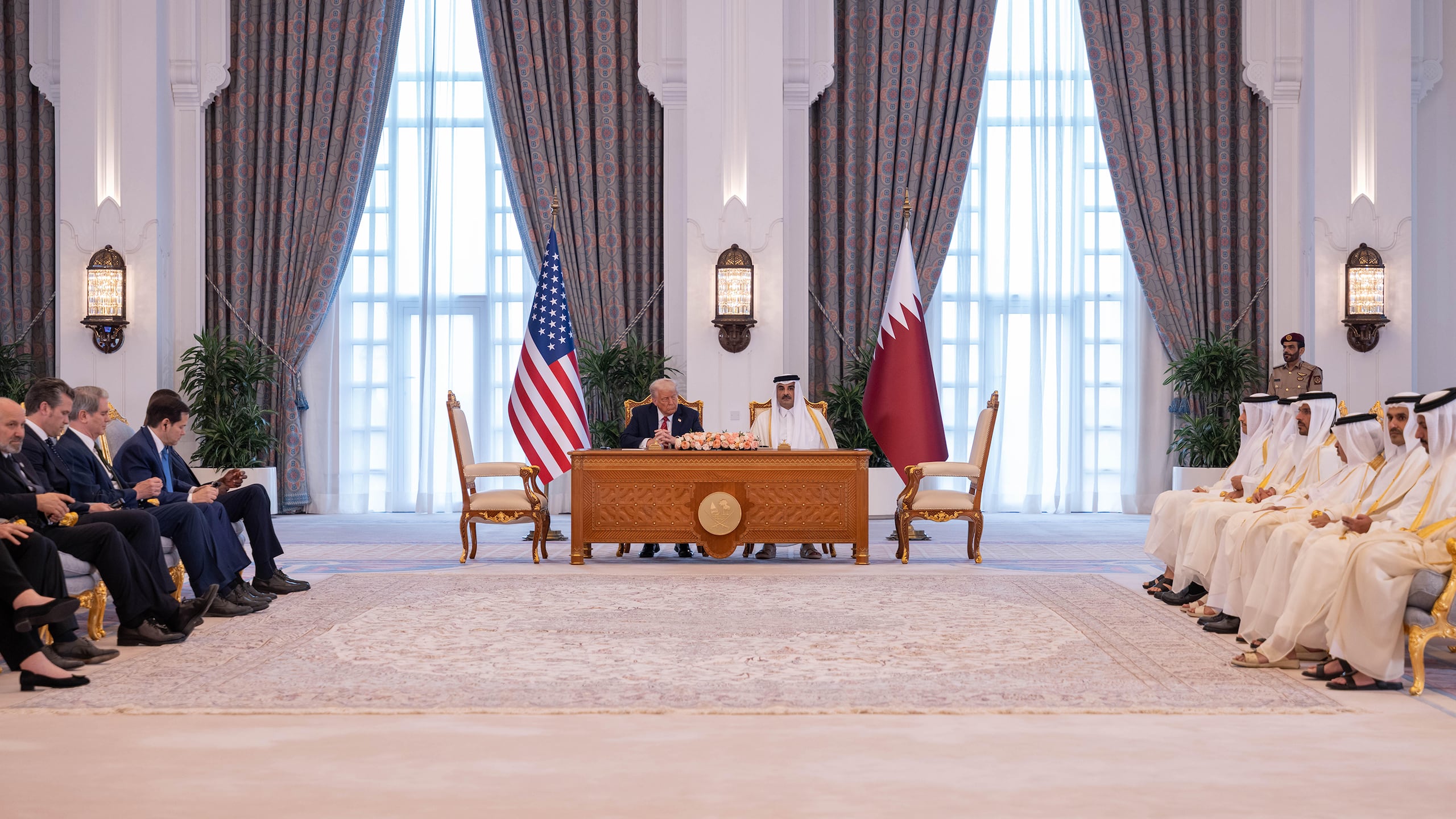 hani agasajó a Trump llamándolo "hombre de paz" (algo que apelaría al repetido deseo de Trump por hacerse merecedor del Nobel de la Paz).