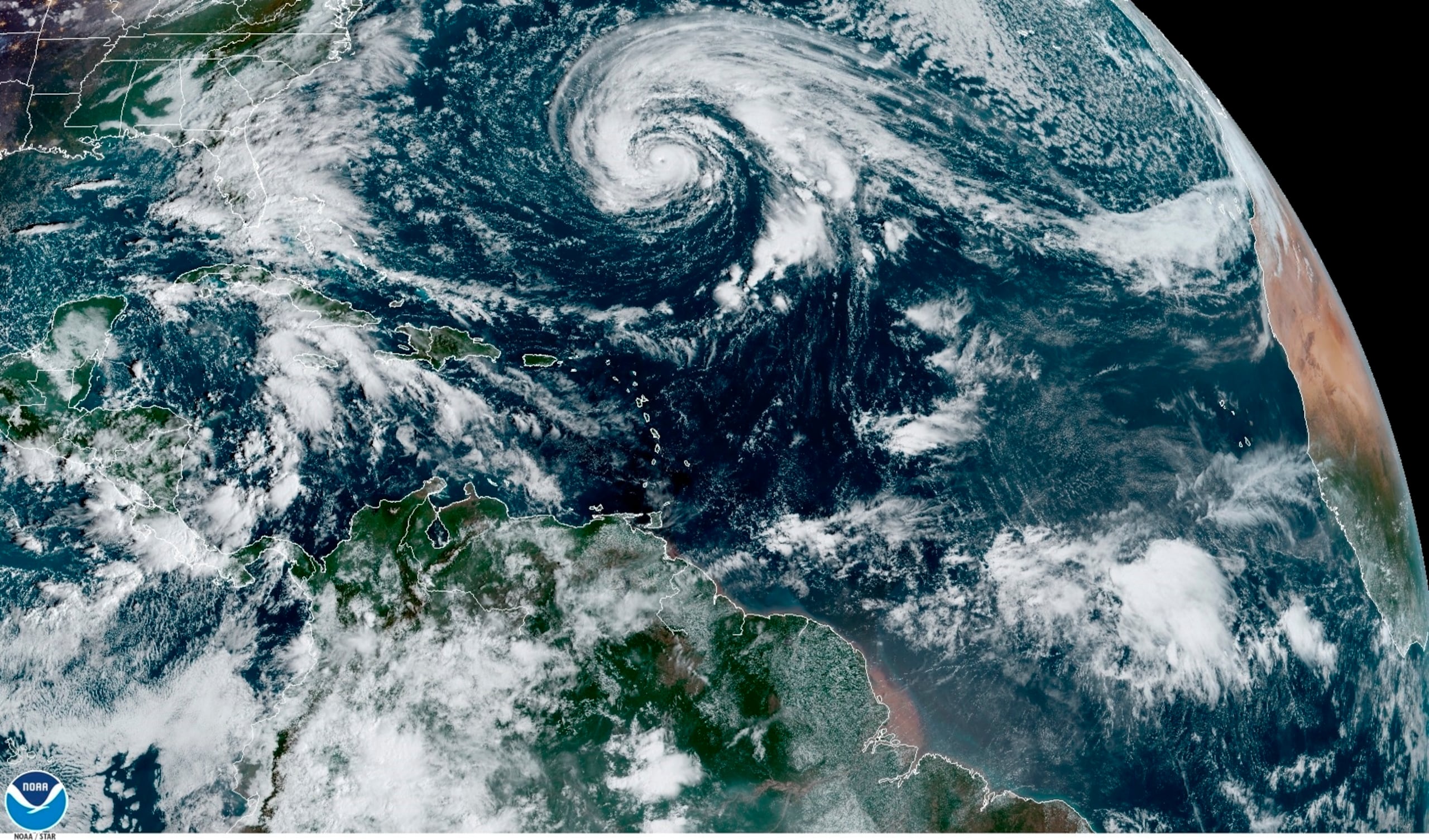 La temporada de huracanes de 2023, que finalizó tanto en el Caribe como en el Pacífico en noviembre pasado, sorprendió por su “inesperada actividad” con la formación de 20 tormentas con nombre y 7 huracanes, de ellos 3 de categoría mayor.
