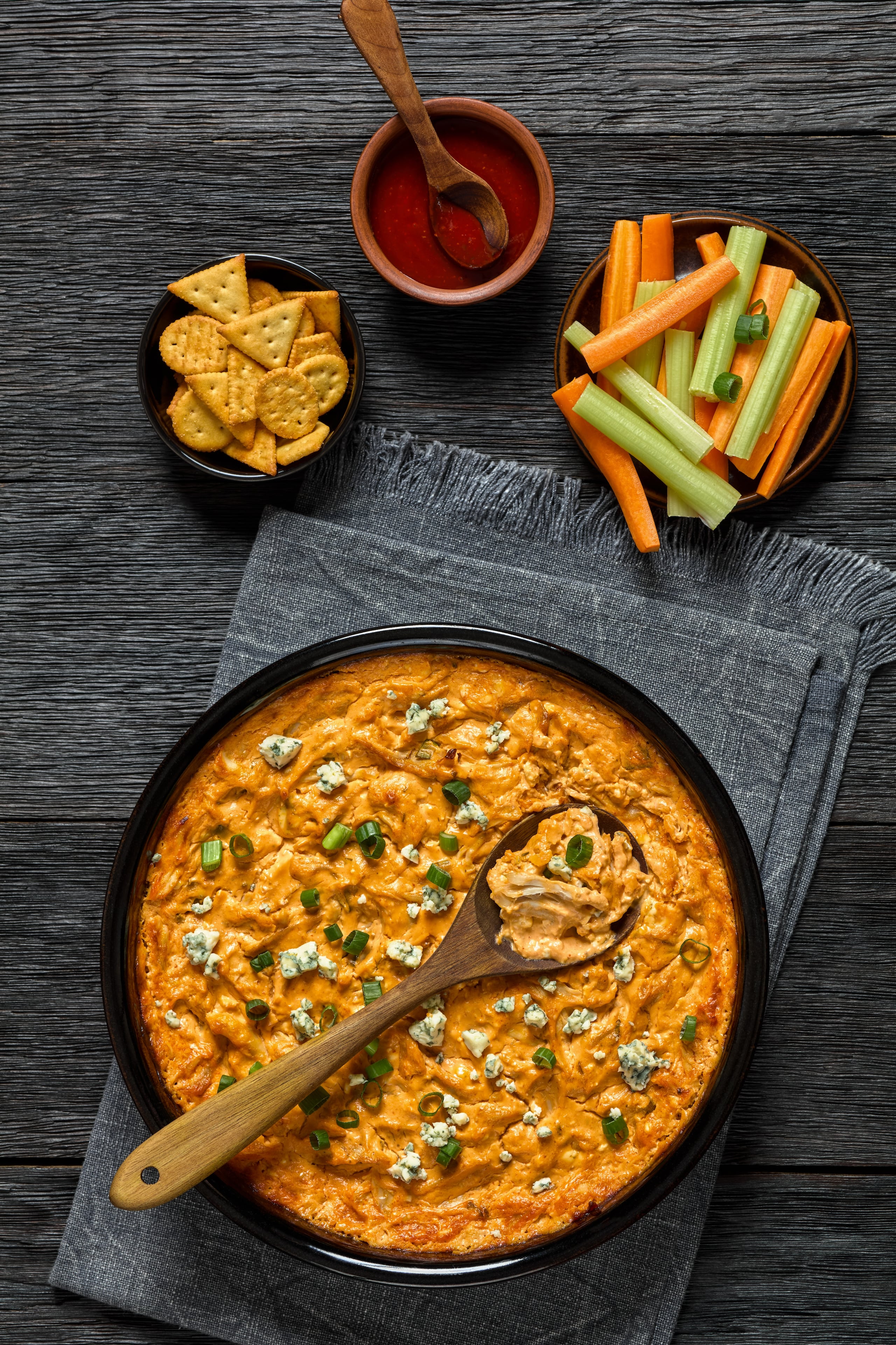 Mezcla todo y pa'l horno, más fácil no se puede.