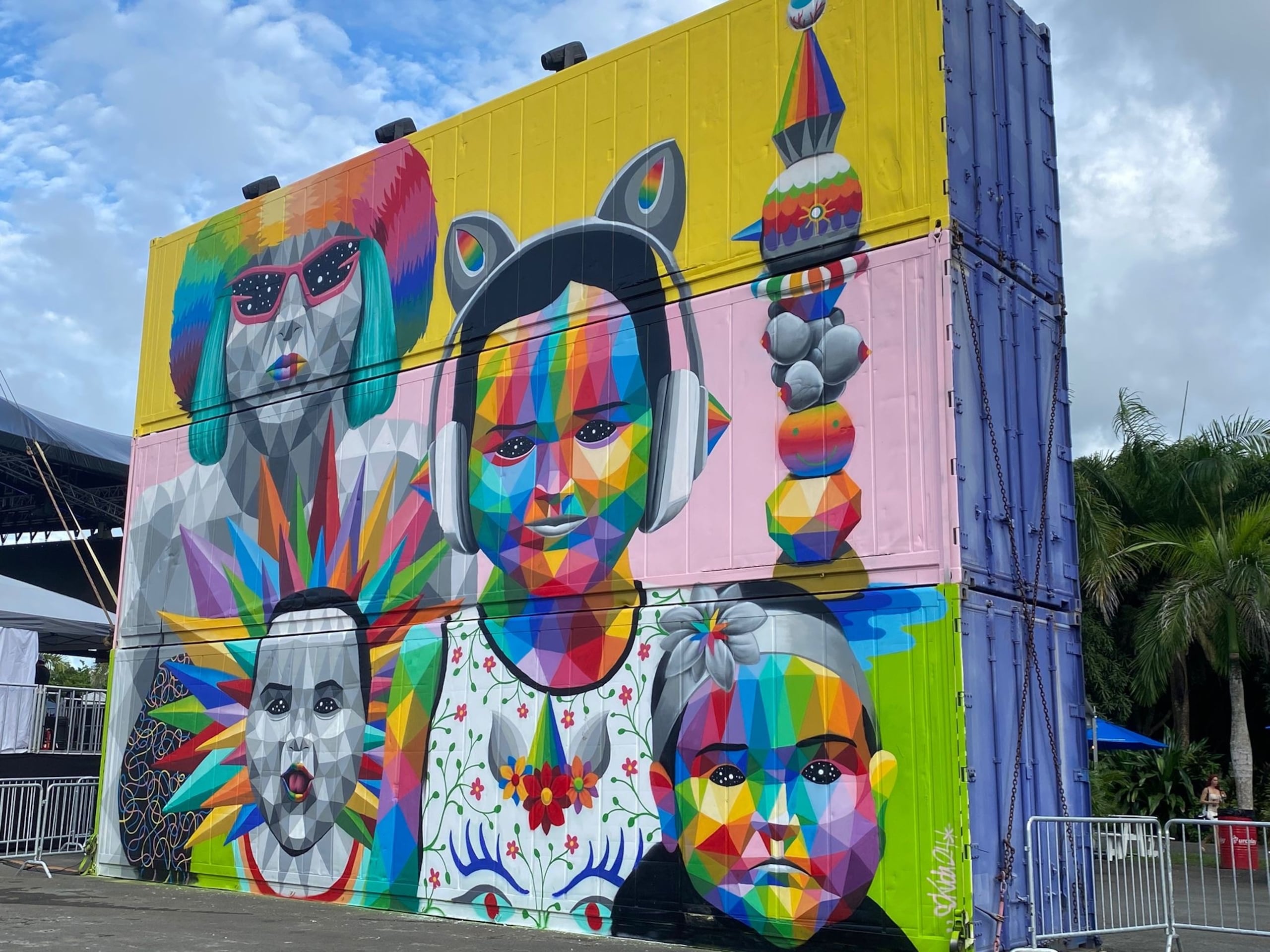 Entre los destacados artistas que dirán presente esta edición se encuentran Okuda San Miguel, de España, conocido por su “Surrealismo Pop”; y los puertorriqueños Pedro “Spear” Torres, creador de la imagen gráfica del festival; y Betsy Casañas, artista de gran trayectoria internacional.