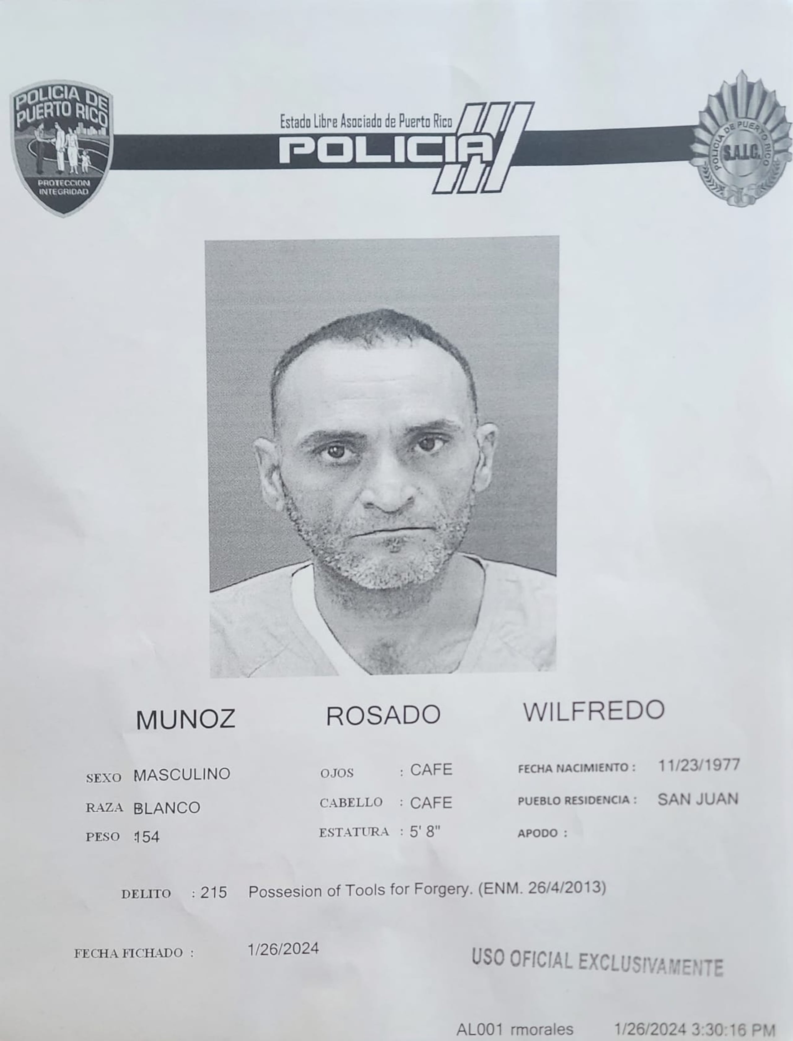Wilfredo Muñoz Rosado enfrenta cargos por intentar cambiar un cheque falso.