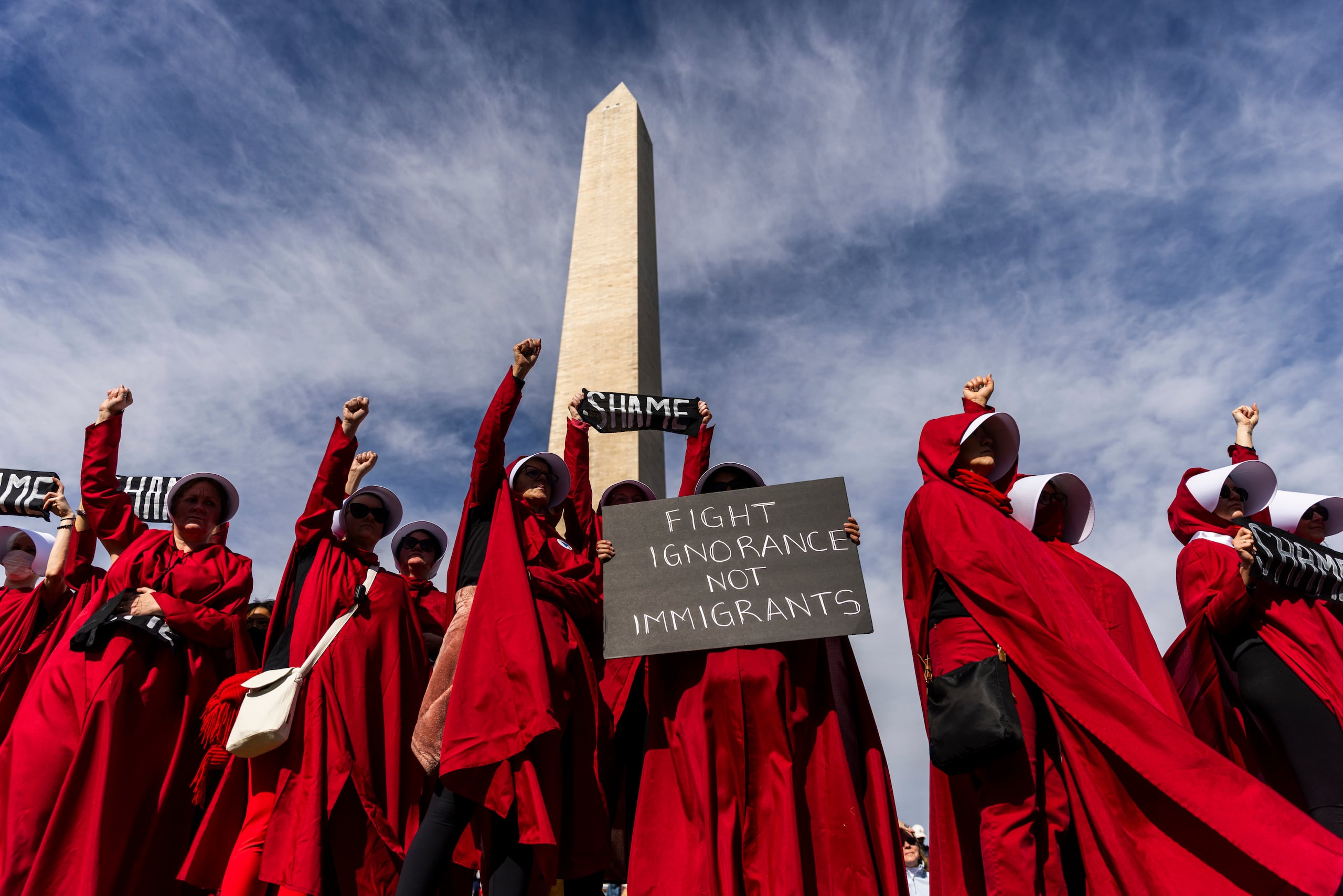 Asuntos como el cierre de Gobierno, el más largo de la historia nacional, o las críticas a las políticas contra los migrantes estuvieron en el foco de las protestas.