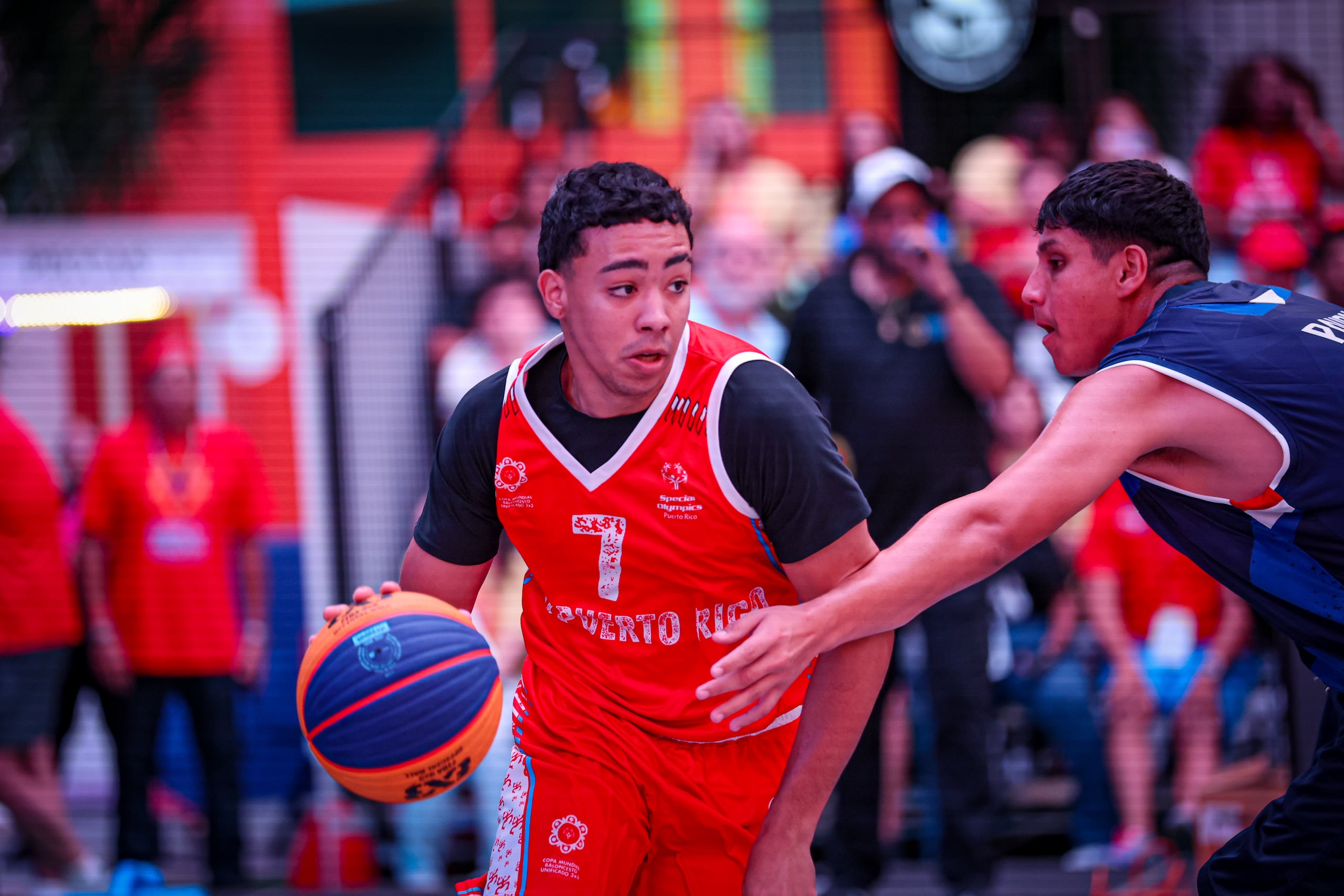 Félix Ruiz en la Copa Mundial Unificada de Baloncesto 3x3 Special Olympics.