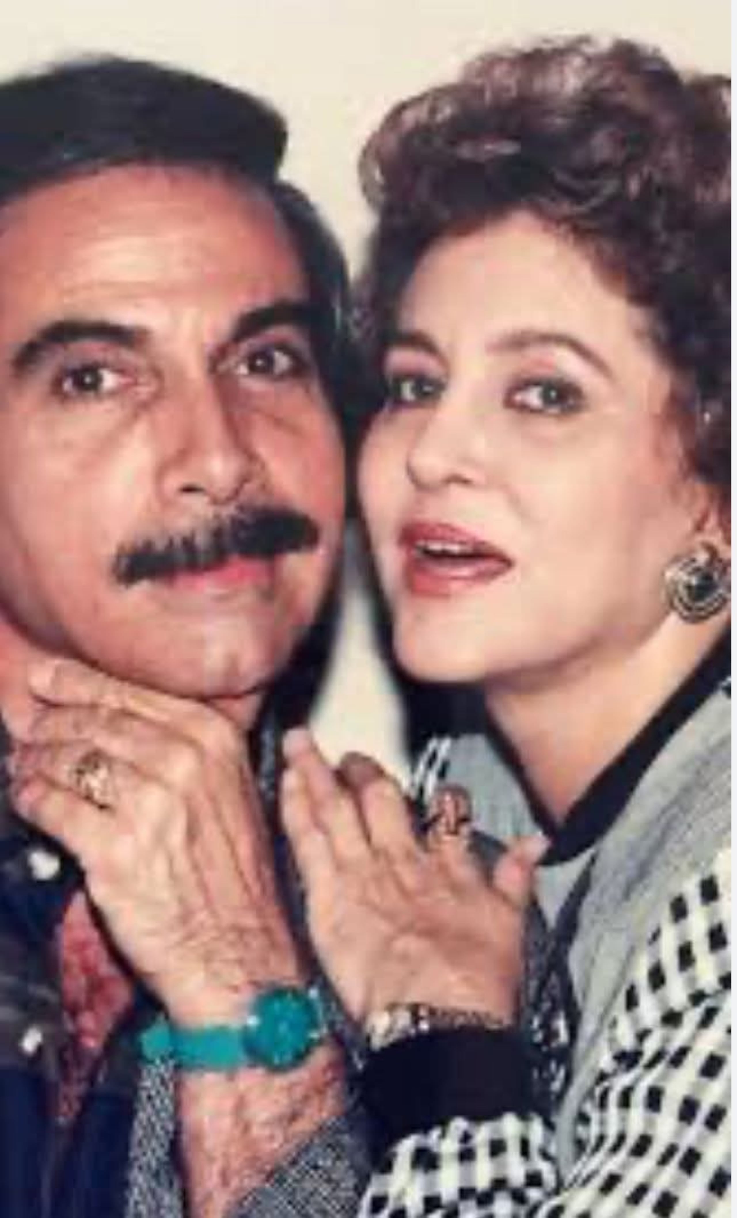 Héctor Travieso y Flor D’ Loto