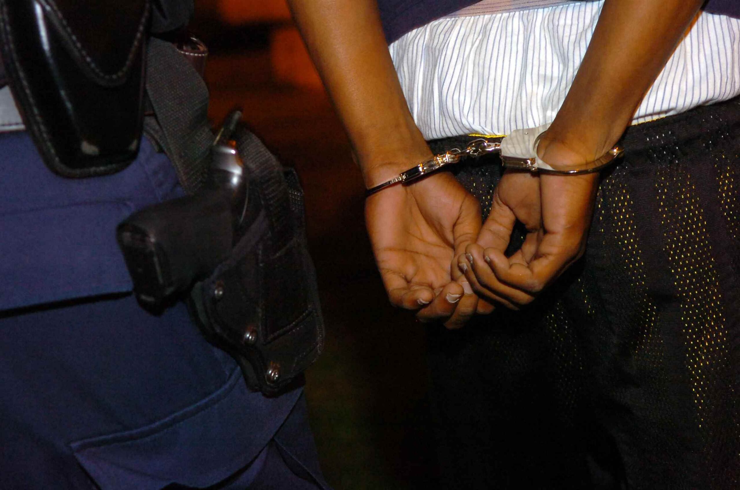 Los dos hombres que fueron interceptados por la Policía con un auto robado fueron arrestados. (Archivo / GFR Media)