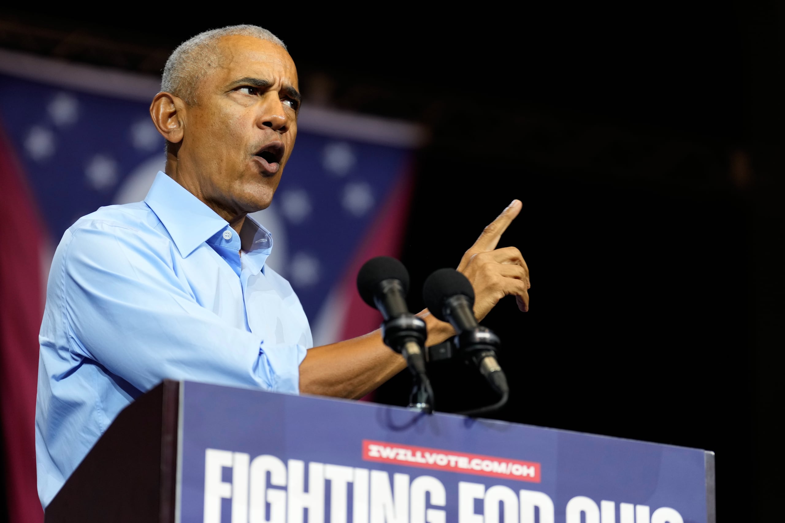 Obama dirigió fuertes señalamientos contra la administración Trump.