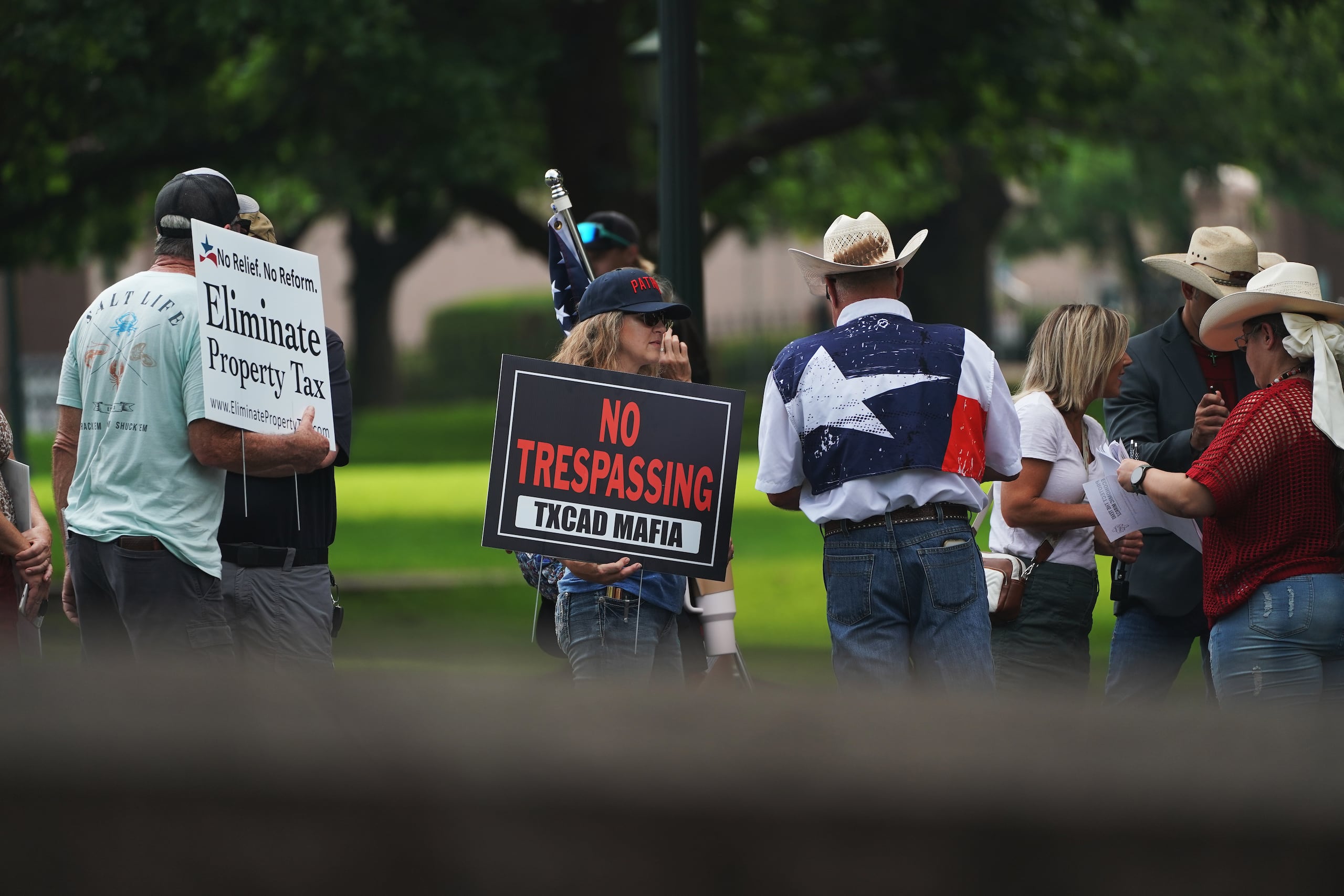 La ACLU envió diez observadores para "verificar que se respeten los derechos de los manifestantes", explicó a EFE el líder del grupo, Darell Gómez.