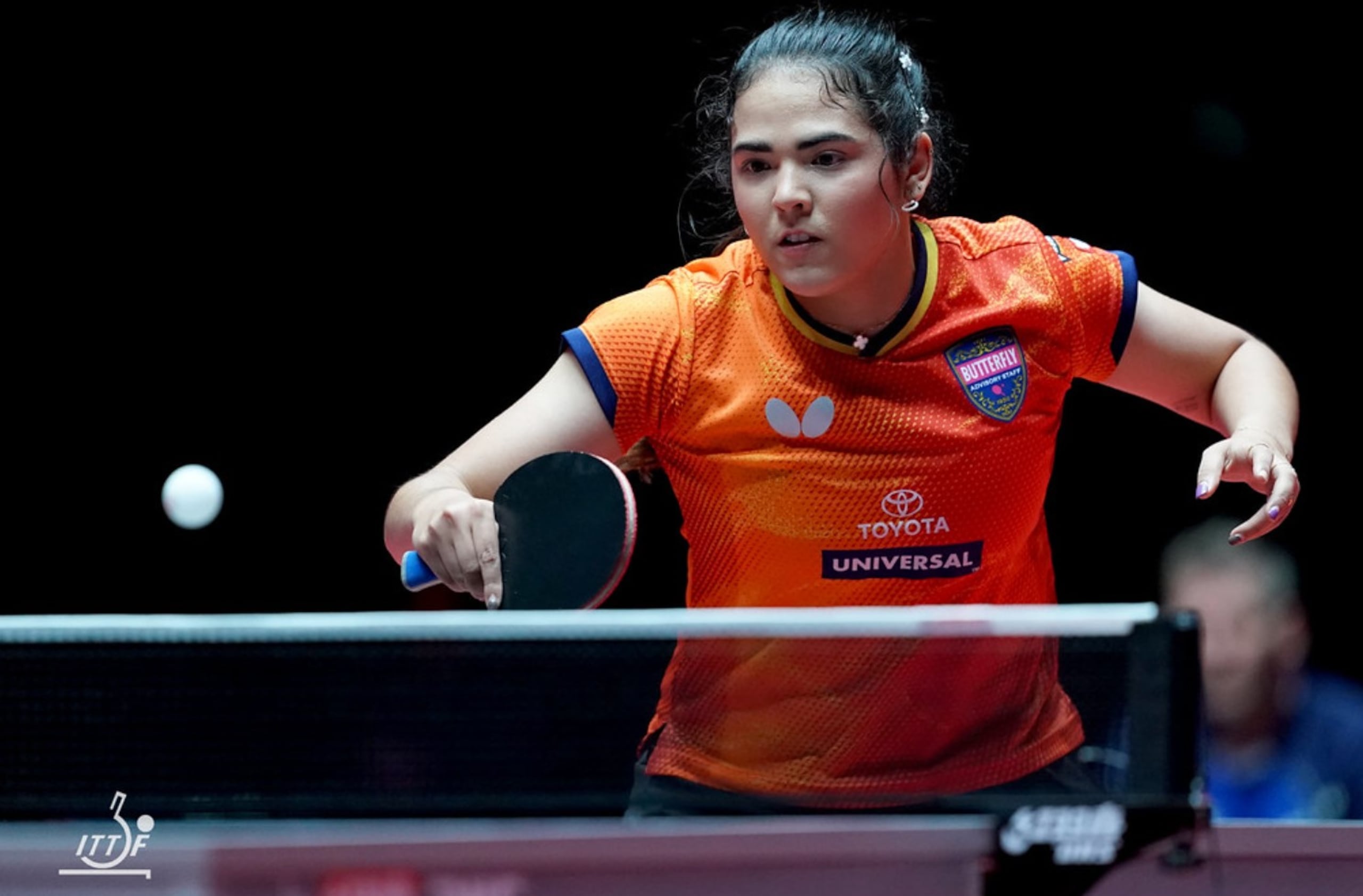 Adriana Díaz avanzó a la ronda de las mejores 16 del Mundial de Tenis de Mesa.