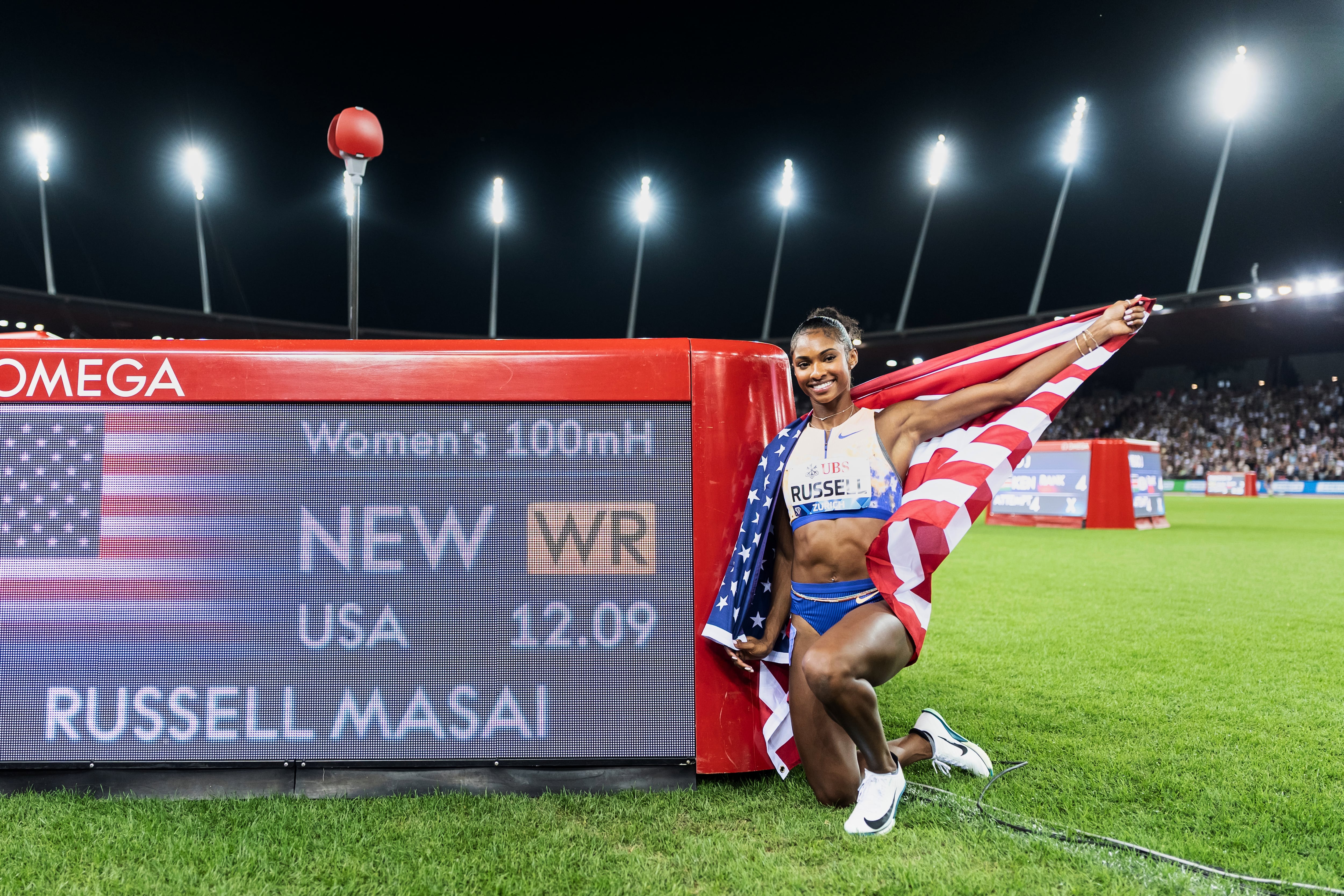 Imagen de la cobertura de: Masai Russell y Alison Dos Santos rompen récords mundiales en la Liga Diamante