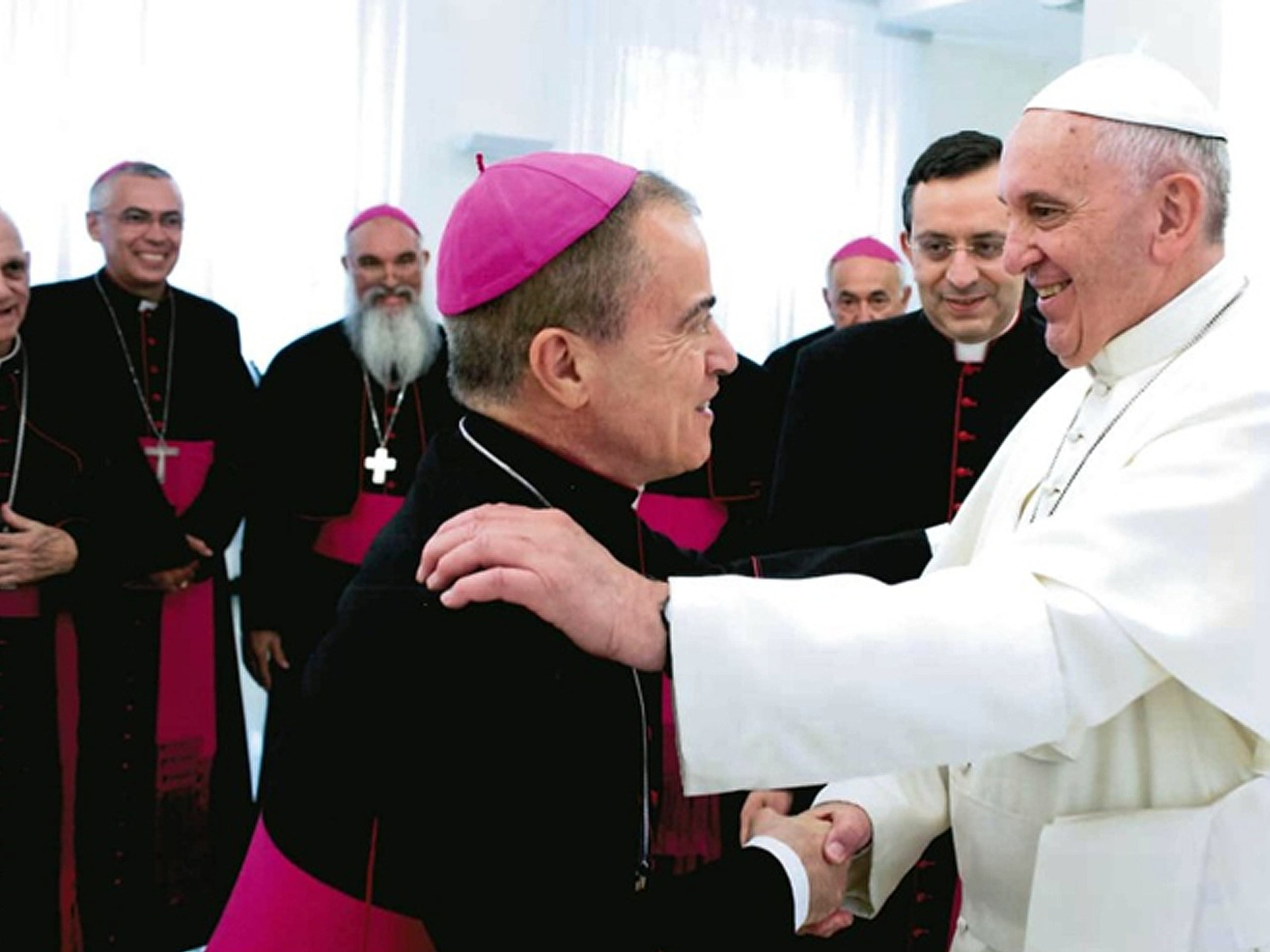 Miembros de la Conferencia Espiscopal de Puerto Rico, encabezados por el arzobispo Roberto González Nieves, durante una visita al papa Francisco.